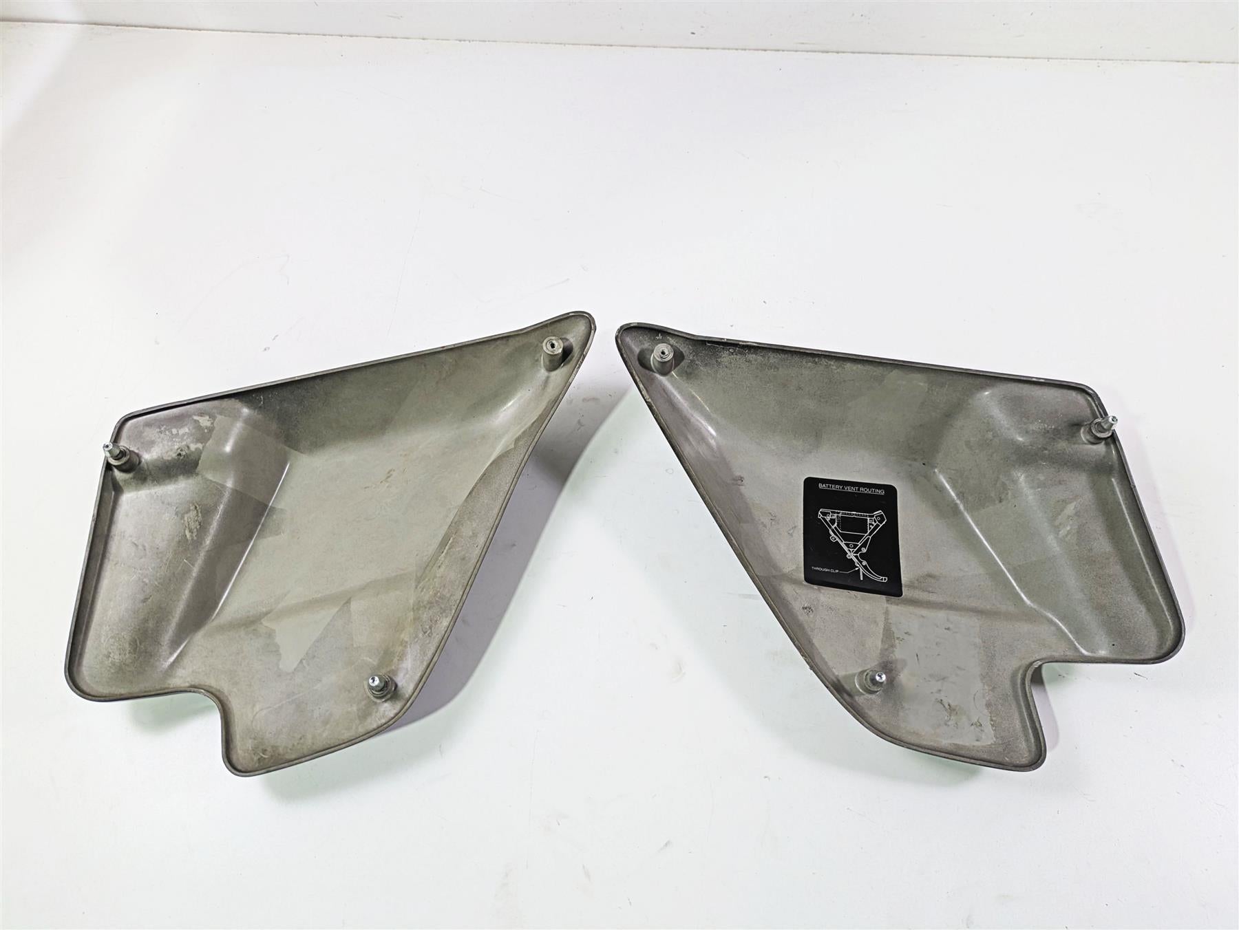 1998 Harley Touring FLHRCI Road King Side Cover Fairing Set - Read 66619-97A {{ shop.shopifyCountryName }} - Mototech271