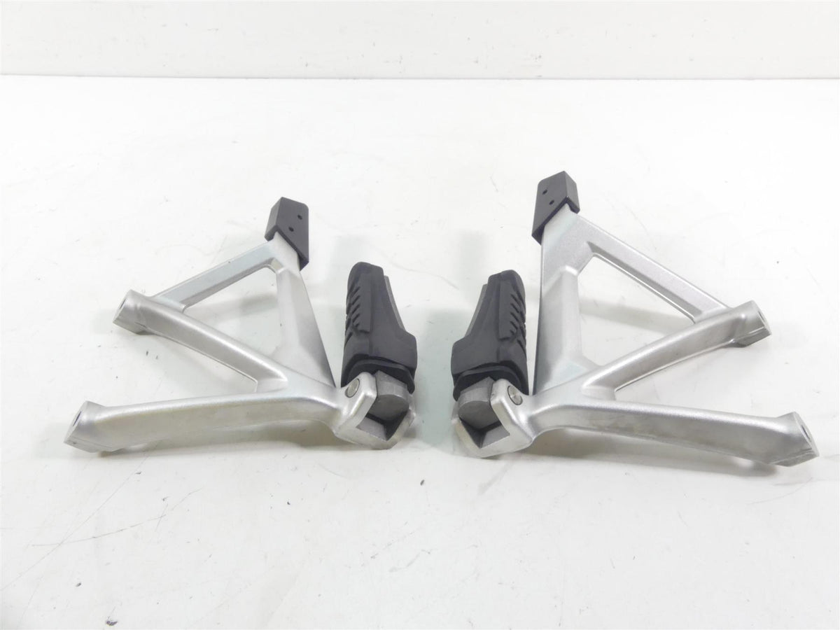 2017 BMW R1200GS GSW K50 Rear Passenger Footpeg Foot Peg Set 46718537907 {{ shop.shopifyCountryName }} - Mototech271
