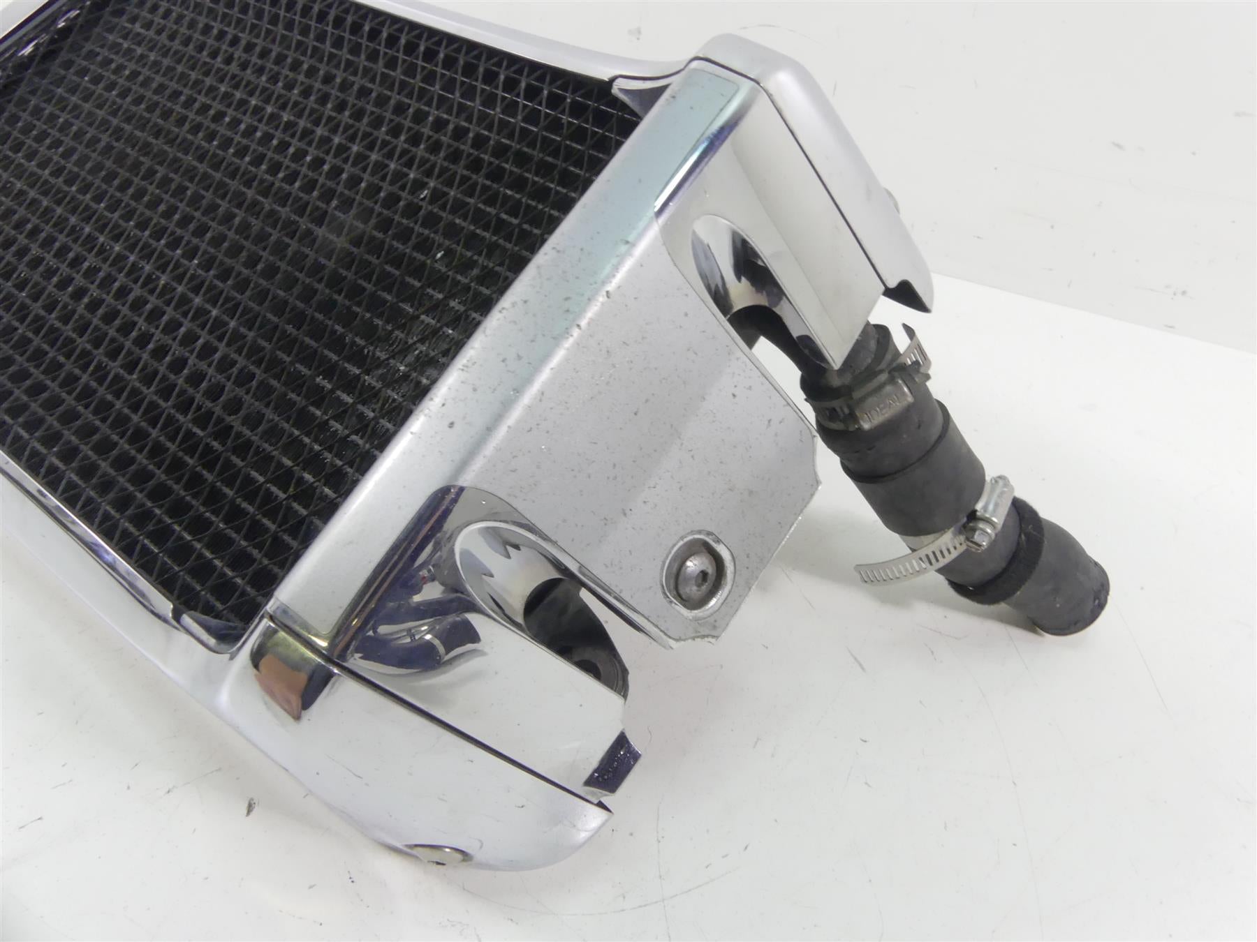 2005 Honda V-Twin VTX1800 S3 Radiator Fan Reservoir Hoses Guard 19010-MCV-R11 {{ shop.shopifyCountryName }} - Mototech271