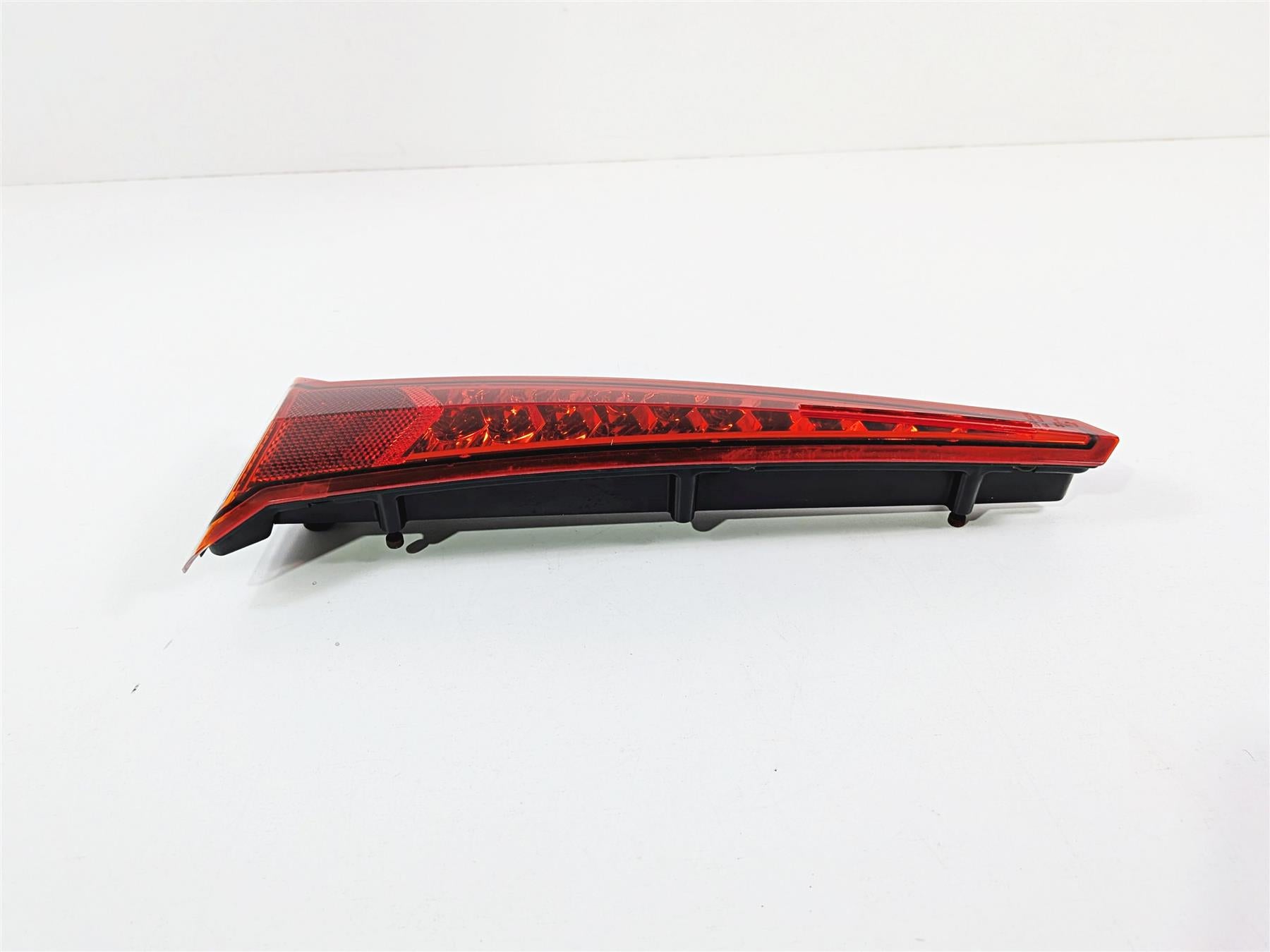 2016 Victory Cross Country Rear Taillight Tail Light Lamp 2411623 {{ shop.shopifyCountryName }} - Mototech271