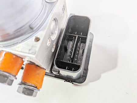 2019 Ducati 959 Panigale Abs Brake Pump Pressure Unit Module 54240421C {{ shop.shopifyCountryName }} - Mototech271