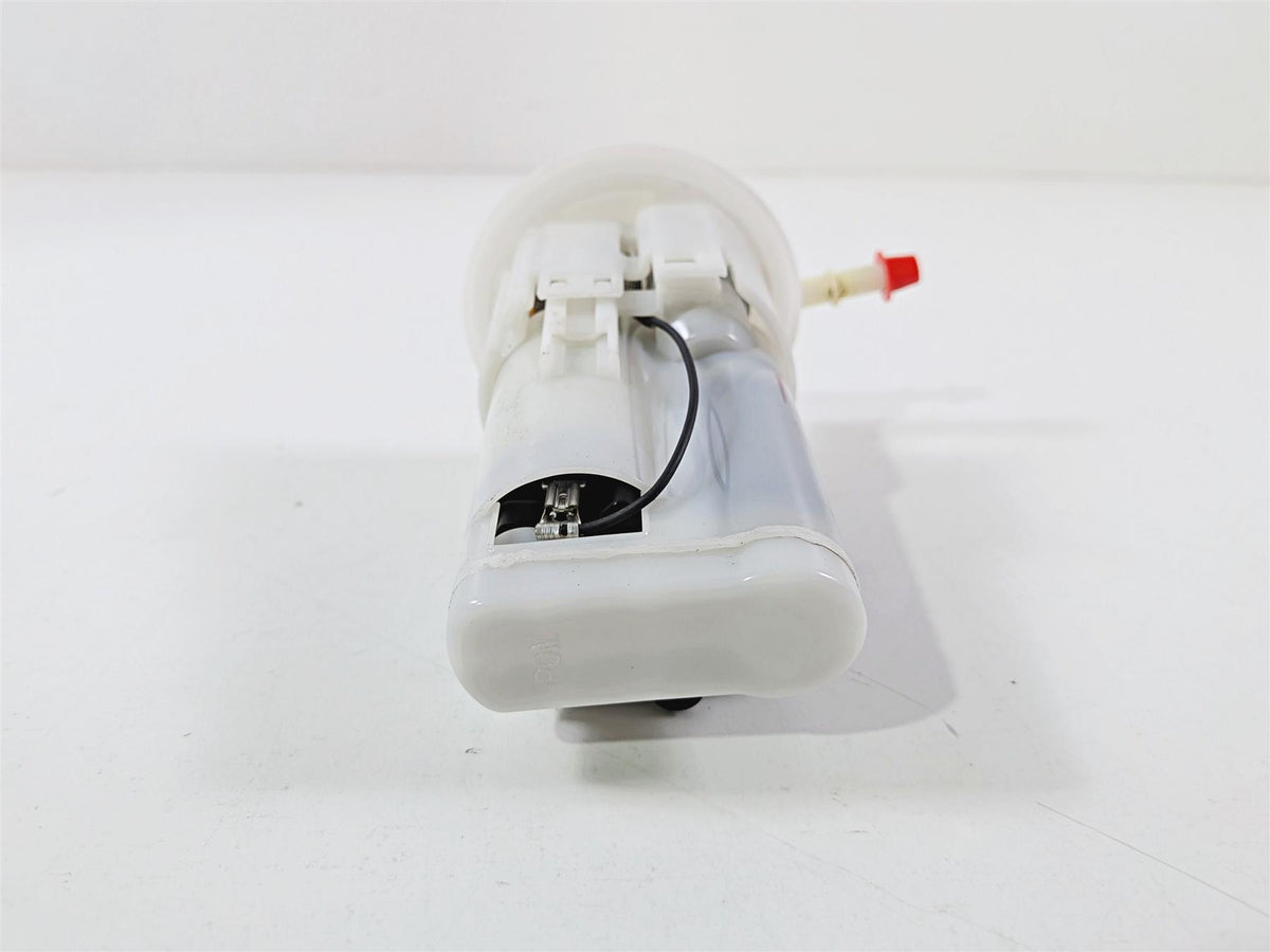 2024 Yamaha YZF R1 RN65 Fuel Gas Petrol Pump - Tested 2CR-13907-01-00 {{ shop.shopifyCountryName }} - Mototech271