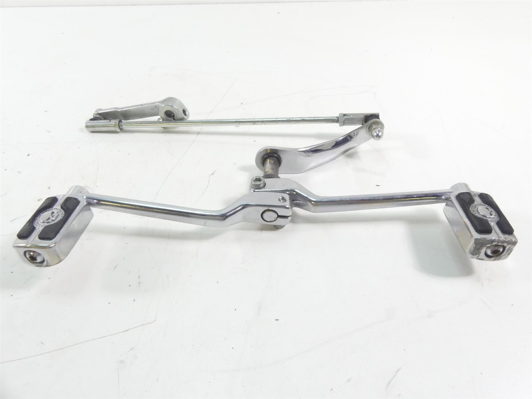 2004 Harley Softail FLSTFI Fat Boy Front Left Shifter Shift Lever Set 34689-04 {{ shop.shopifyCountryName }} - Mototech271