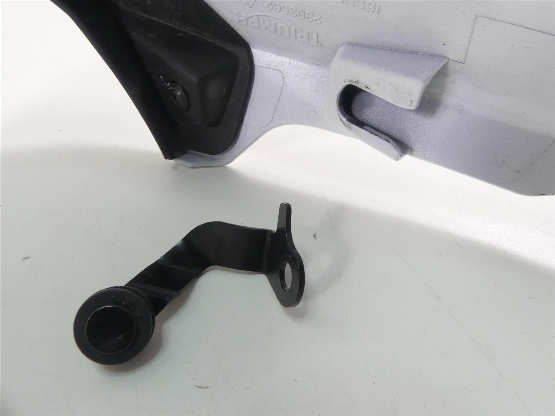 2020 Triumph Speed Triple RS 1050 Lower Belly Bug Spoiler Cover T2303562 {{ shop.shopifyCountryName }} - Mototech271