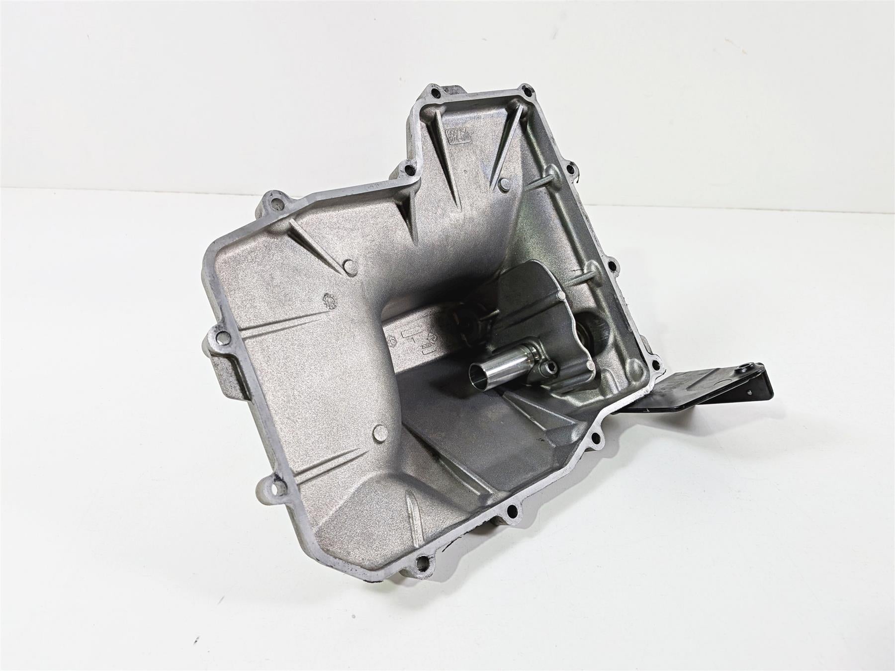 2014 Aprilia RSV4 RR Factory Engine Bottom Cover Oil Pan 899754 {{ shop.shopifyCountryName }} - Mototech271