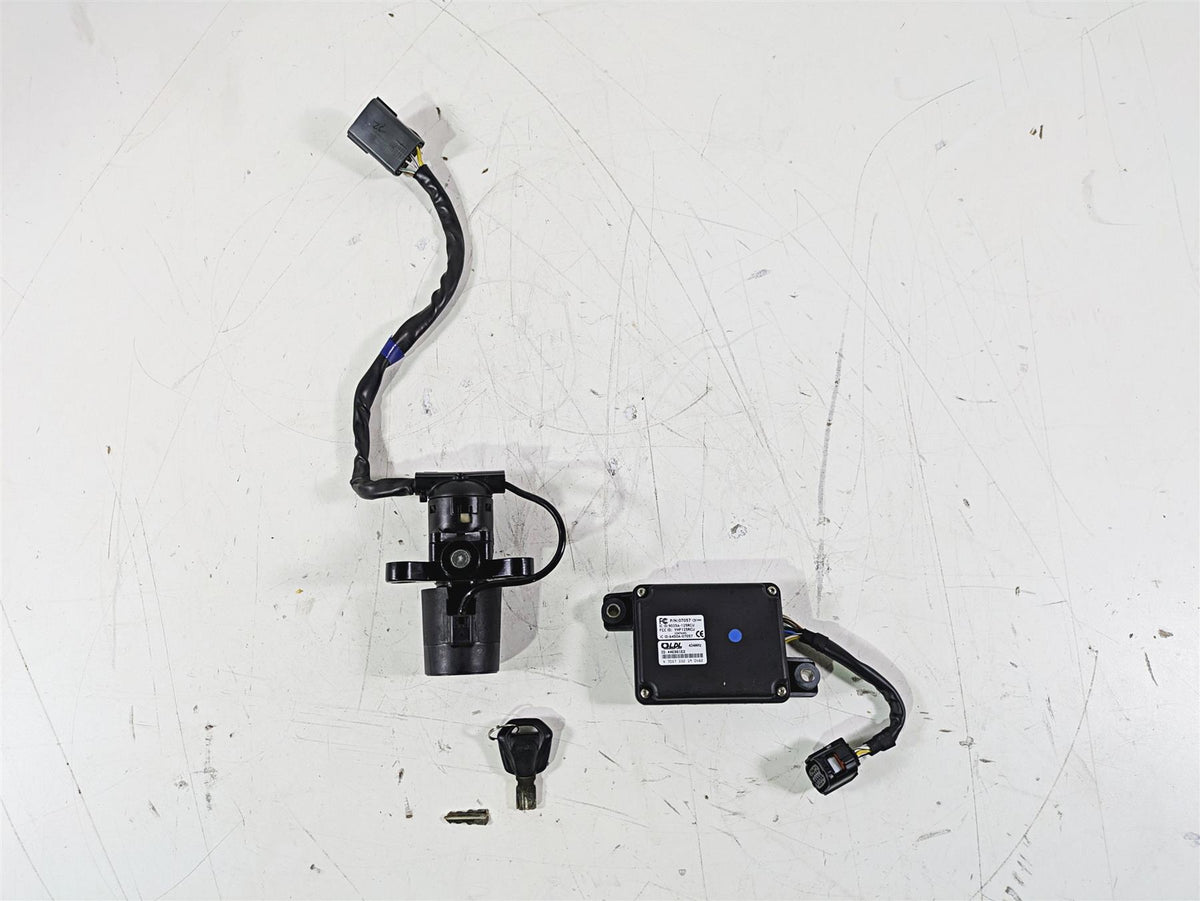 2020 Triumph Daytona 765 Moto2 Ignition Switch Key Immobilizer Set T2508501 {{ shop.shopifyCountryName }} - Mototech271