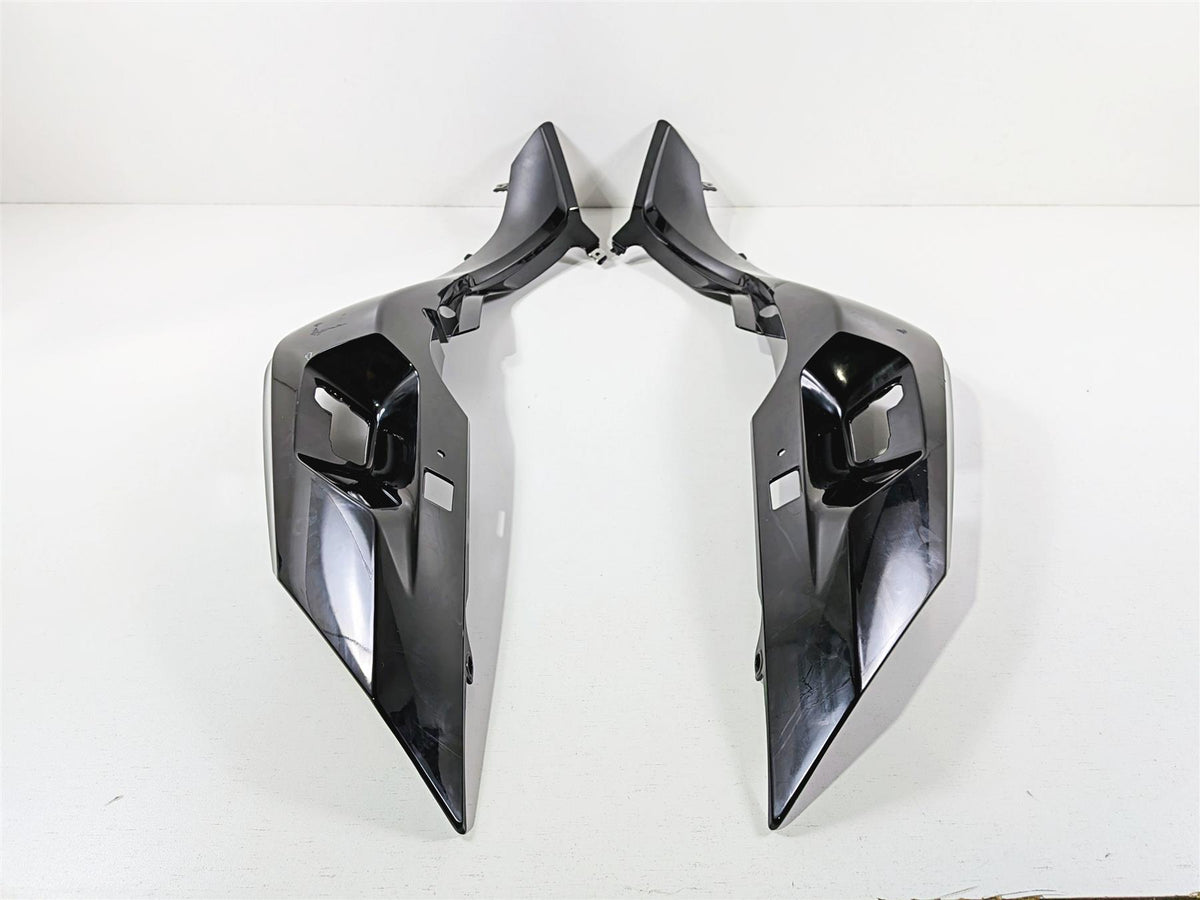 2023 BMW R1250RT RTP K52 Rear Black Tail Side Cover Fairing Set 46638533577 {{ shop.shopifyCountryName }} - Mototech271
