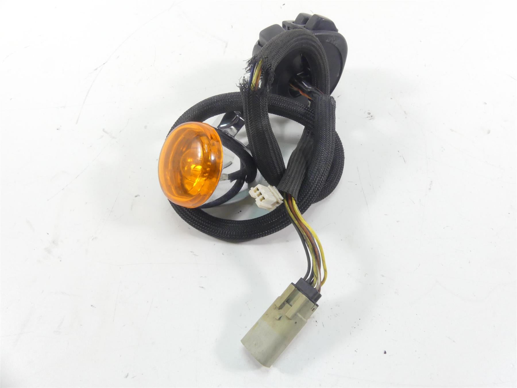 2011 Harley FXDWG Dyna Wide Glide Left Hand Turn Signal Control Switch 71682-06A {{ shop.shopifyCountryName }} - Mototech271