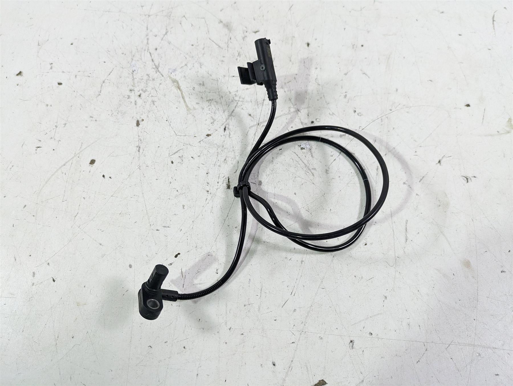 2022 BMW R1250 RT K052 Rear Abs Brake Wheel Speed Sensor 34529443105 {{ shop.shopifyCountryName }} - Mototech271