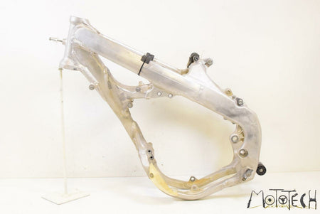 2010 Honda CRF250R CRF250 R Straight Main Frame Chassis Cln Clr T50100-KRN-A40 {{ shop.shopifyCountryName }} - Mototech271