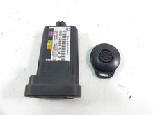 Load image into Gallery viewer, 2006 Harley Touring FLHTCU SE E-Glide Tssm Turn Signal Security Module 68922-00D | Mototech271
