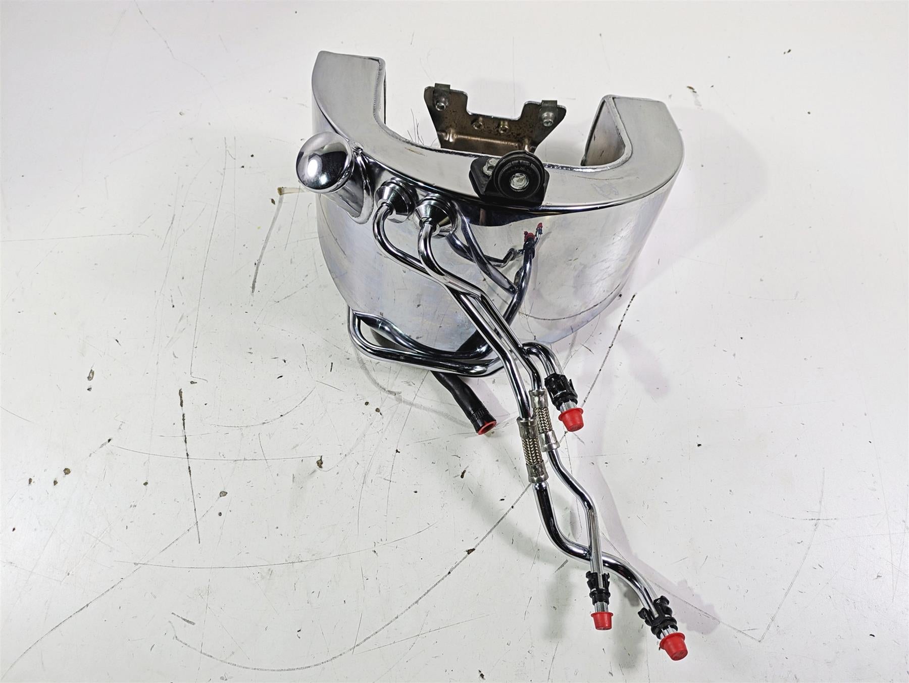 2016 Harley FLSTC Softail Heritage Chrome Oil Tank & Hoses 62498-01A {{ shop.shopifyCountryName }} - Mototech271