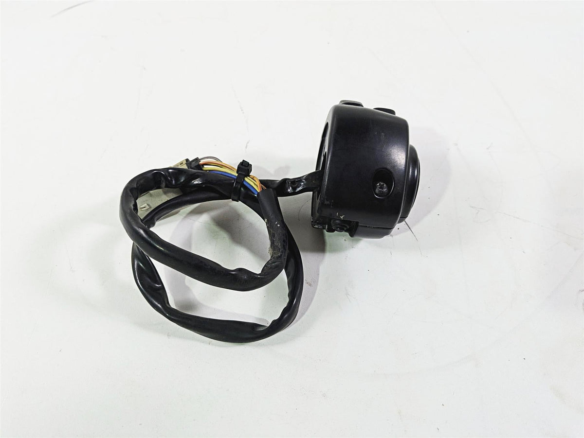 2016 Harley VRSCDX Night Rod Left Hand Control Switch 71682-06A 71685-06A {{ shop.shopifyCountryName }} - Mototech271