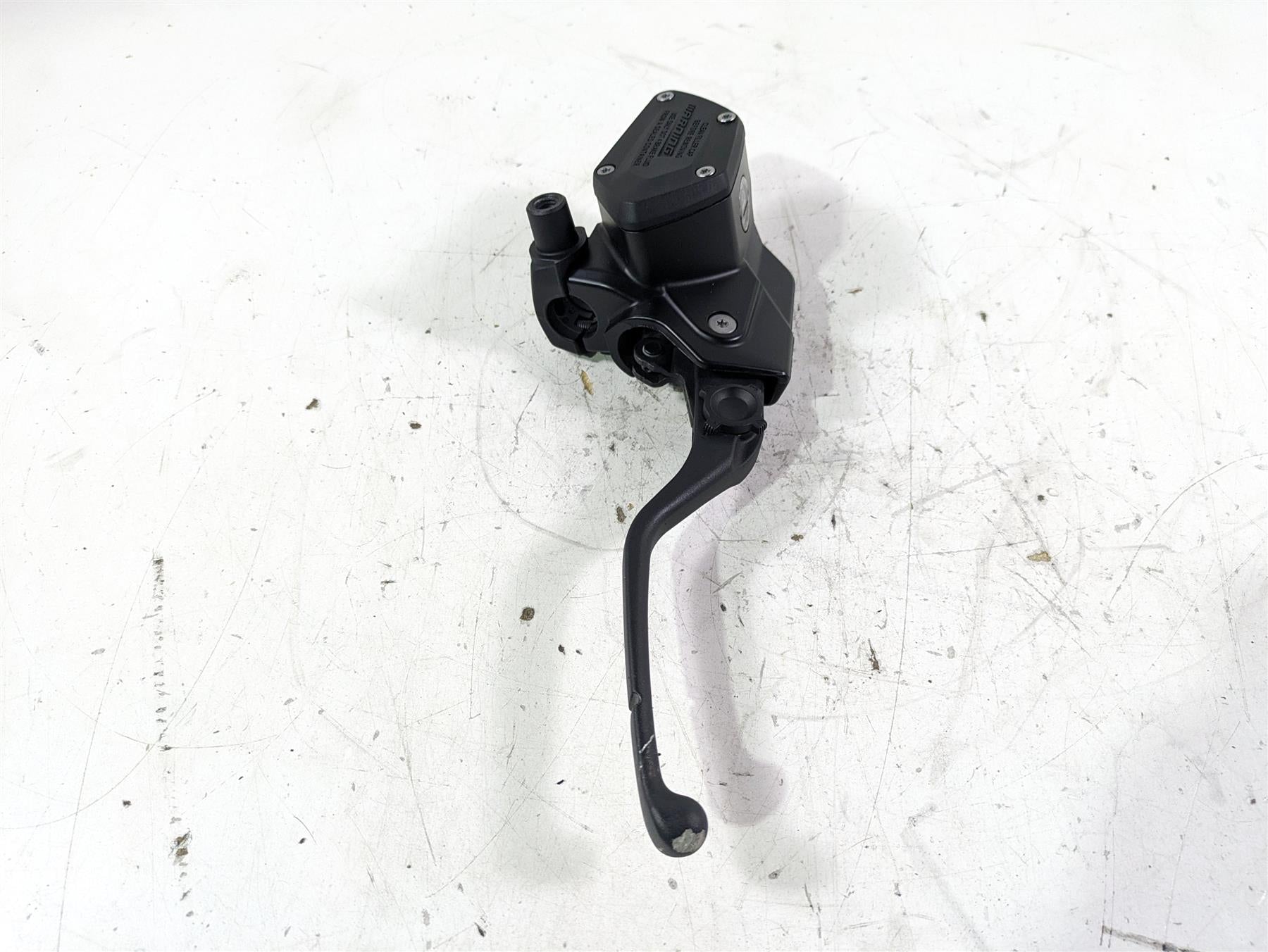 2022 BMW R1250 RT K052 Front Brake Master Cylinder 32728559604 {{ shop.shopifyCountryName }} - Mototech271