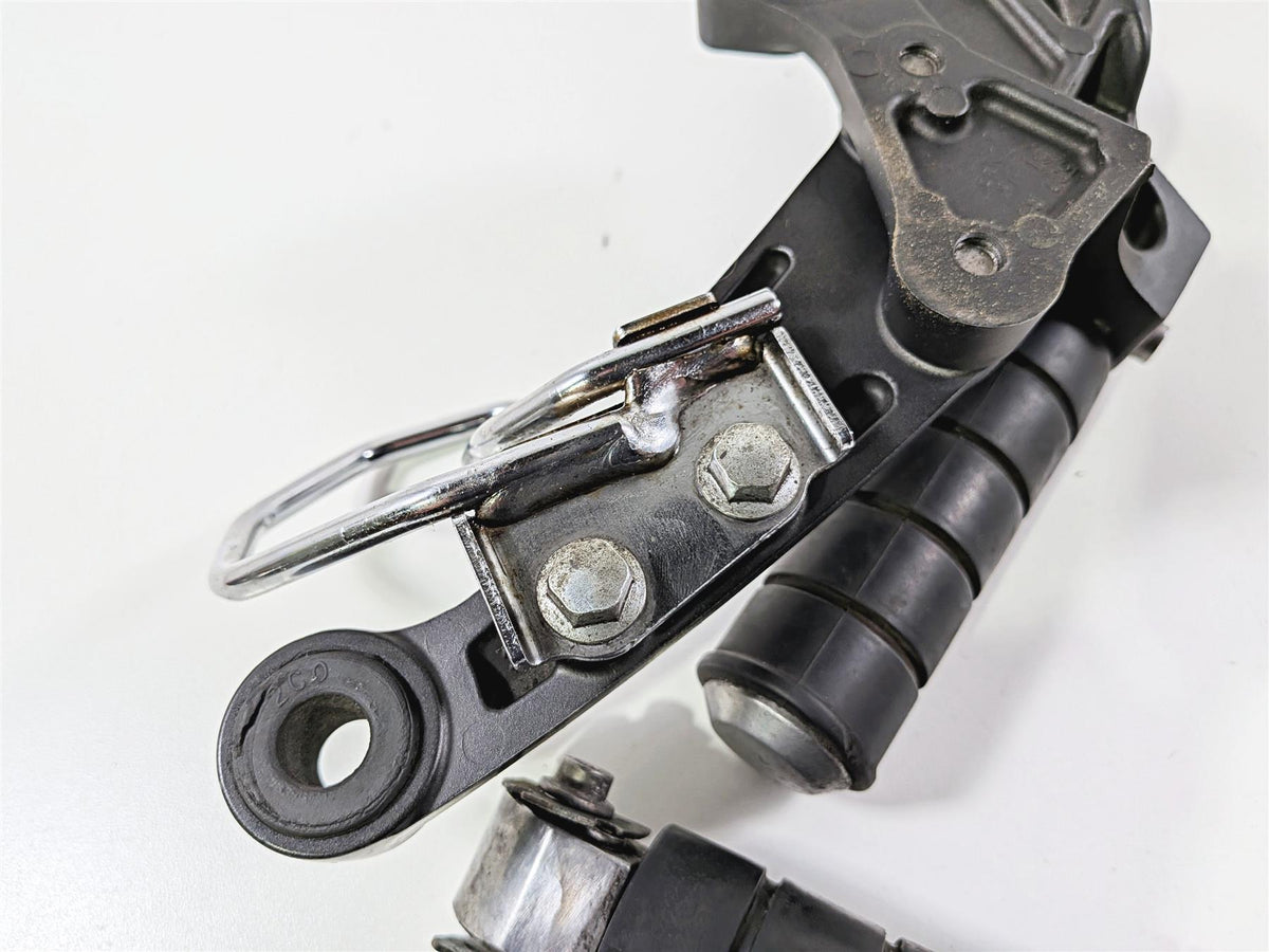 2012 Yamaha XV1900 Raider S Right Rear Passenger Footpeg & Mount 5C7-27440-00-00 {{ shop.shopifyCountryName }} - Mototech271