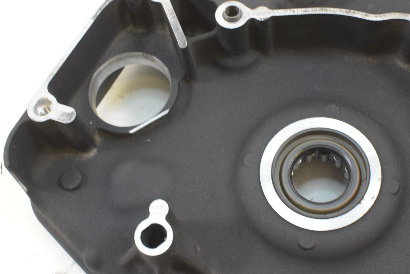 2011 Harley Softail FLSTSB Cross Bones Inner Primary Drive Clutch Cover 60681-06 {{ shop.shopifyCountryName }} - Mototech271
