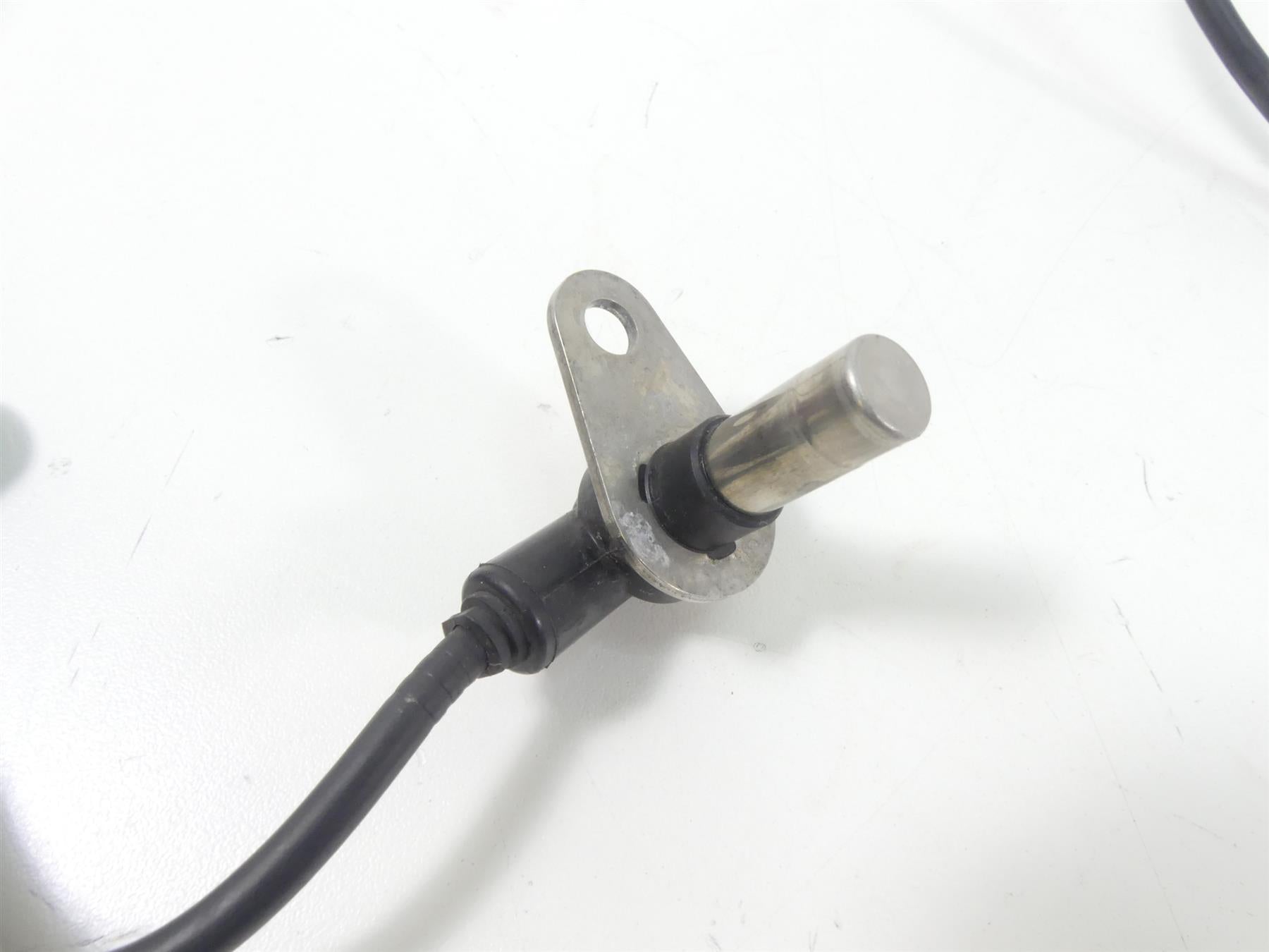 2013 Yamaha VMX17 V-Max 1700 Front Abs Brake Wheel Speed Sensor 2S3-85970-00-00 {{ shop.shopifyCountryName }} - Mototech271