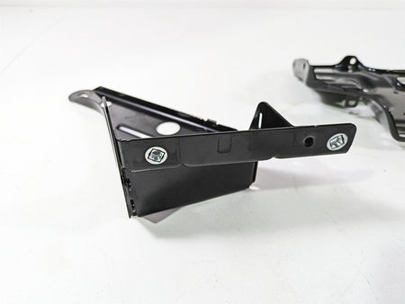 2020 Harley Touring FLHT Electra Glide Front Fairing Mounting Hardware 57000169A {{ shop.shopifyCountryName }} - Mototech271