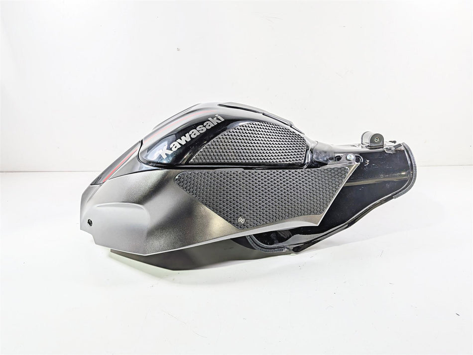 2022 Kawasaki ZX10R ZX1000 Ninja Fuel Gas Petrol Tank & Cover Fairing 51091-5475 {{ shop.shopifyCountryName }} - Mototech271