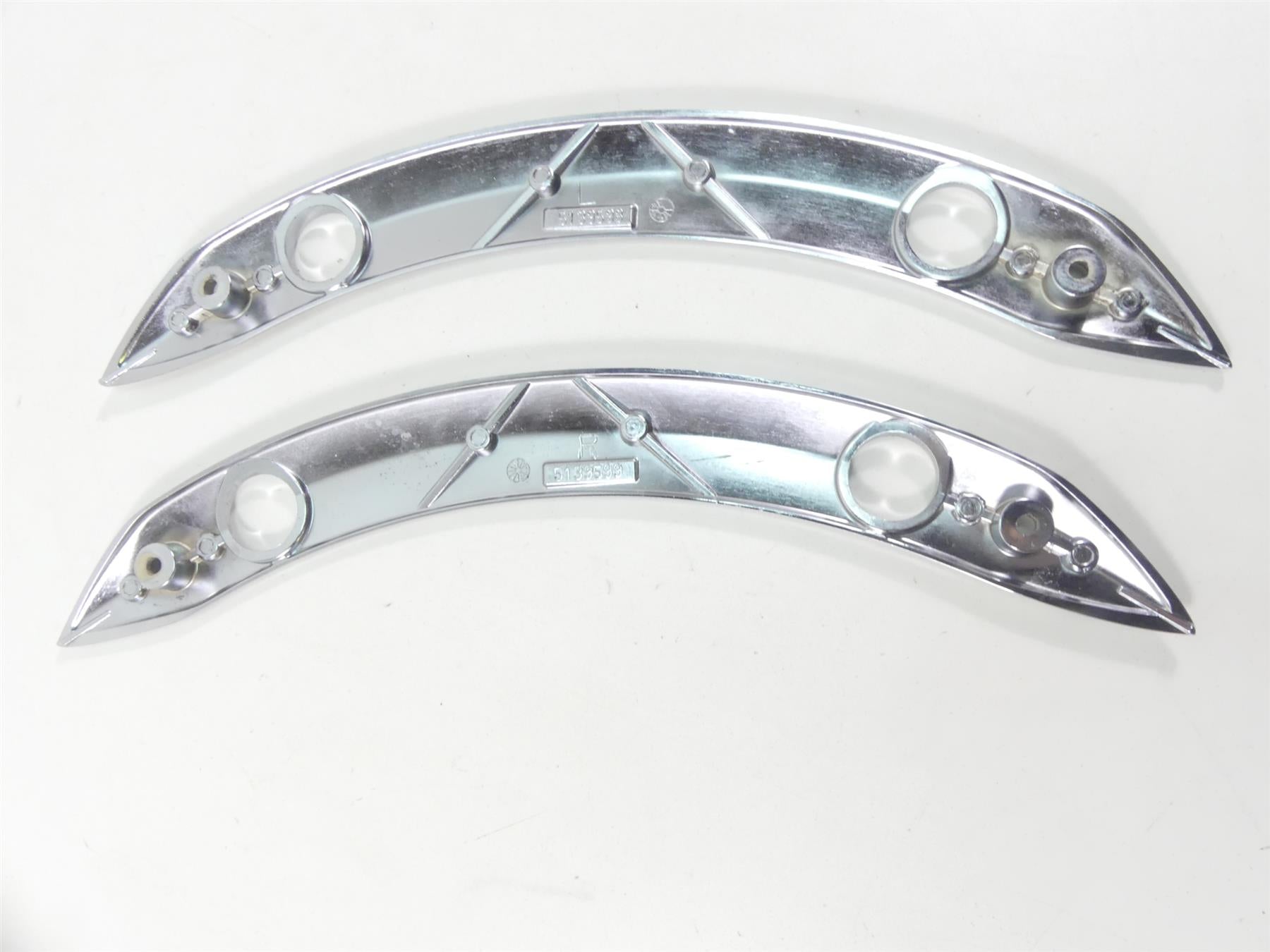 2020 Indian Roadmaster Rear Fender Side Chrome Struts Covers 5139599 5139598 {{ shop.shopifyCountryName }} - Mototech271