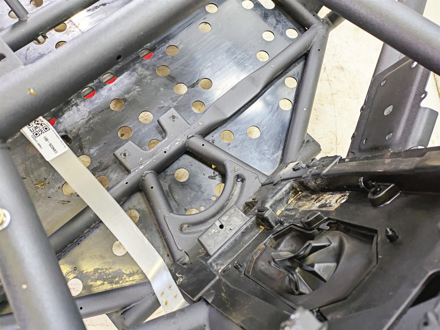 2023 Can Am Maverick X3 XMR Turbo RR Main Frame Chassis - Damage 715009098 {{ shop.shopifyCountryName }} - Mototech271