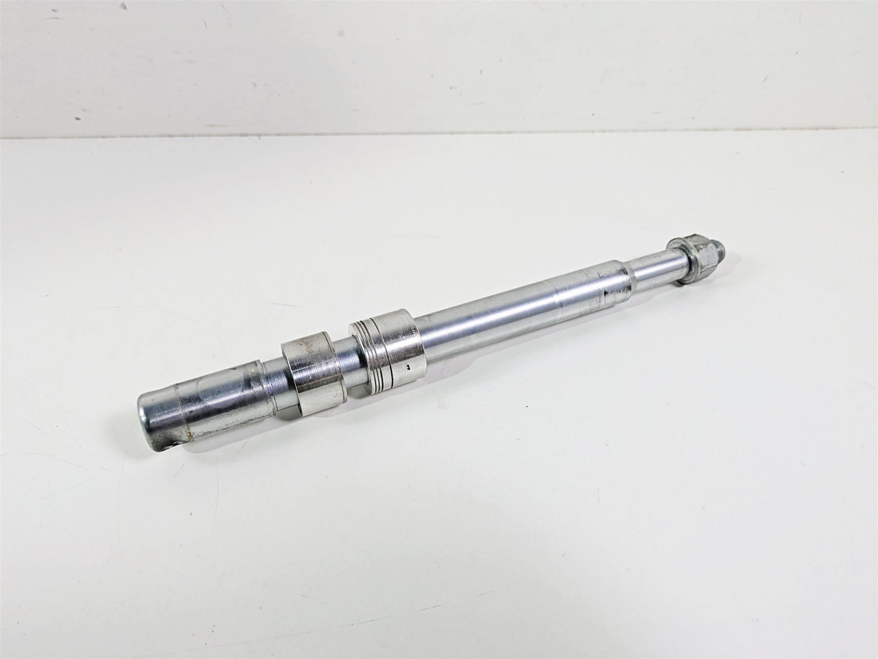 2016 Harley FXDF Dyna Fat Bob Front Axle Wheel Spindle 25mm 41547-07A {{ shop.shopifyCountryName }} - Mototech271