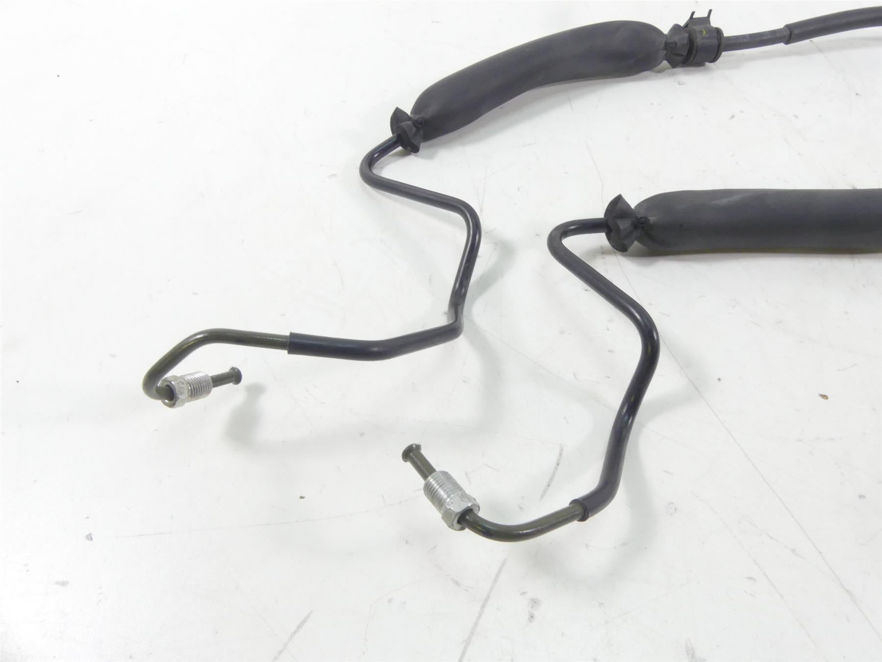 2013 Yamaha VMX17 V-Max 1700 Rear Abs Brake Line Hose Set 2S3-2581K-00-00 {{ shop.shopifyCountryName }} - Mototech271