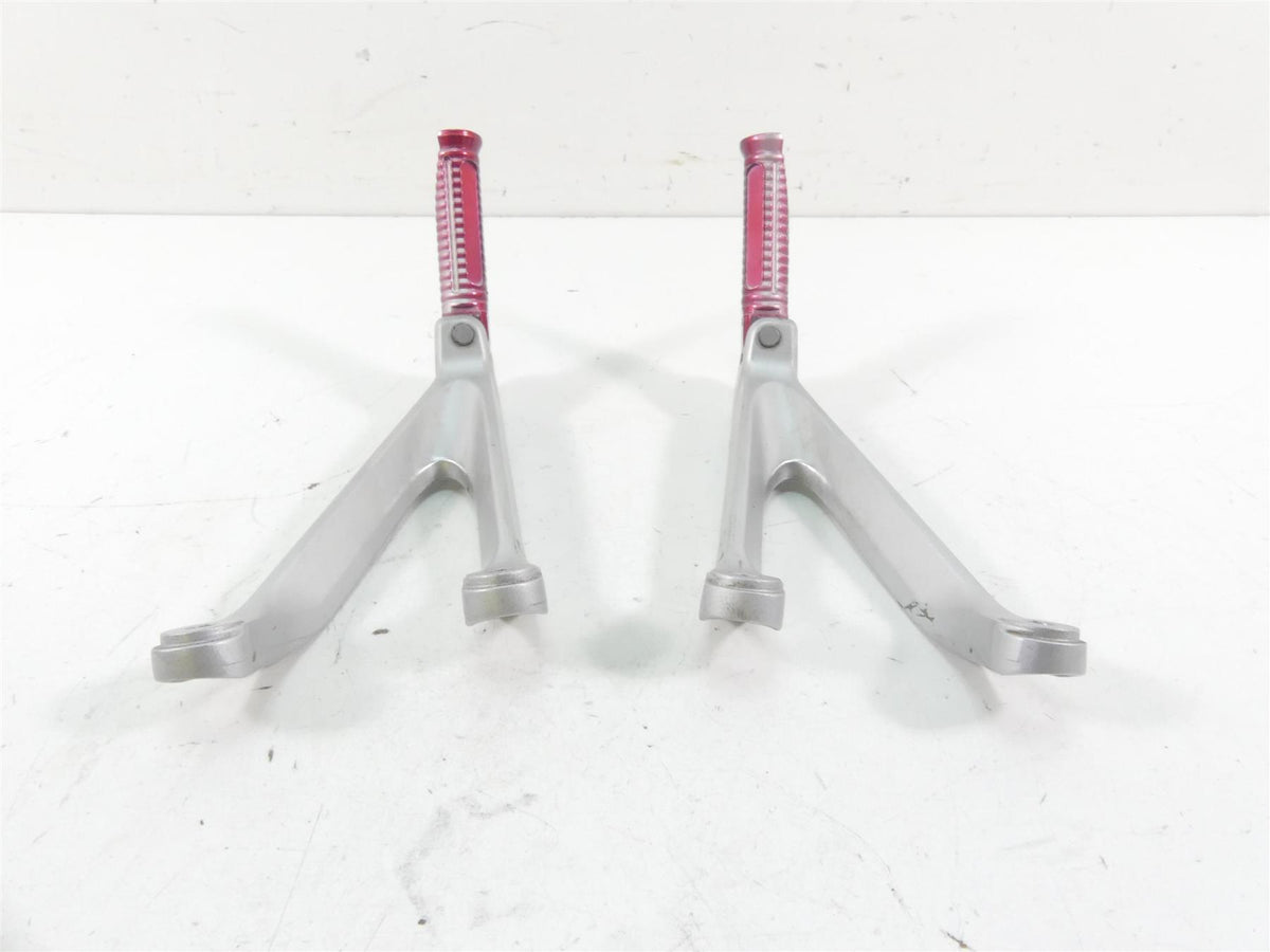 2015 Honda CBR1000 RR SC59 Rear Passenger Footpeg Peg Set 50760-MFL-D20 {{ shop.shopifyCountryName }} - Mototech271