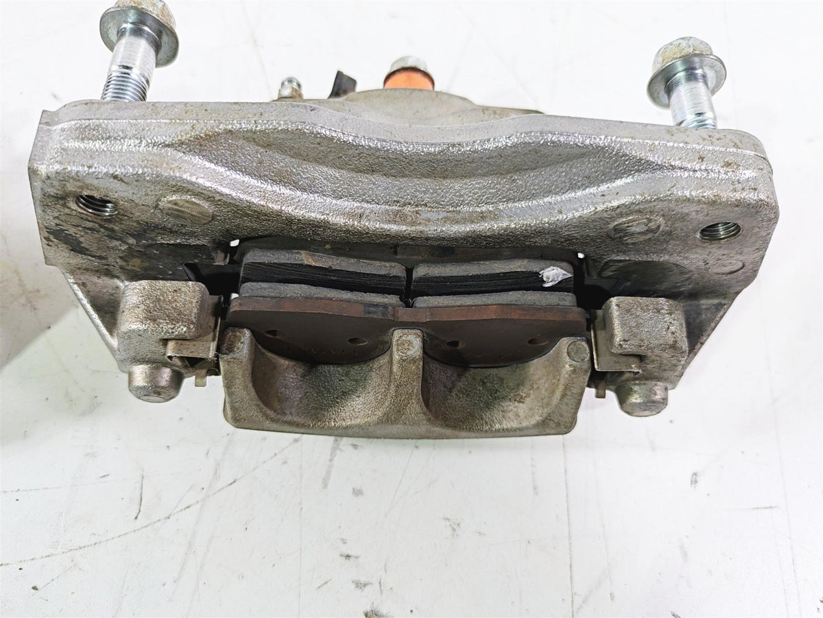 2022 Yamaha YXZ1000 R Front Brake Caliper Set B5H-2580T-01-00 B5H-2580U-01-00 {{ shop.shopifyCountryName }} - Mototech271