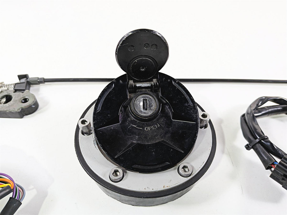 2019 Triumph Speed Triple RS 1050 Ignition Switch Cdi Immobilizer Fob T2502580 {{ shop.shopifyCountryName }} - Mototech271