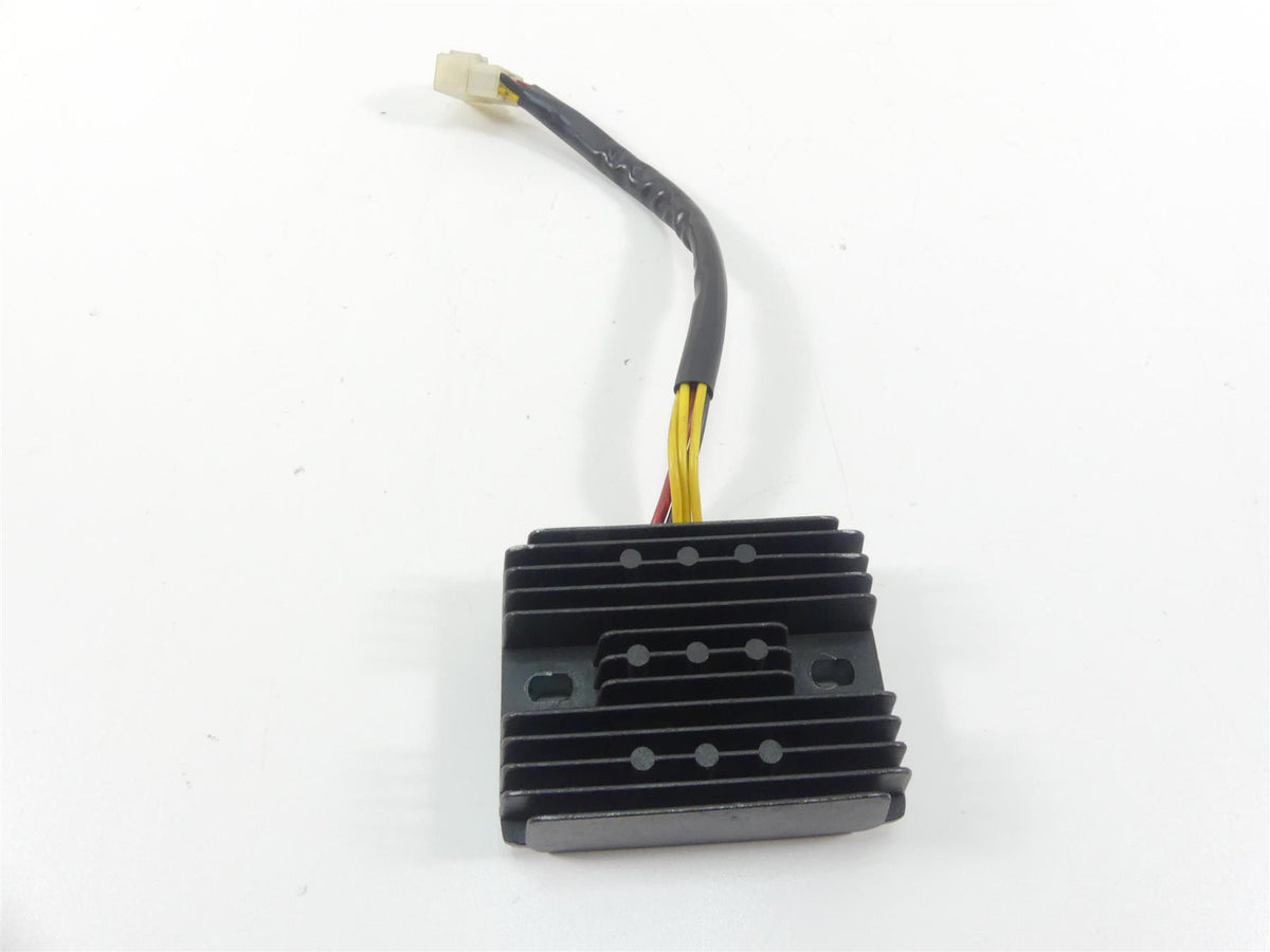 2002 Triumph Bonneville America Rectifier Voltage Regulator T1300889 {{ shop.shopifyCountryName }} - Mototech271