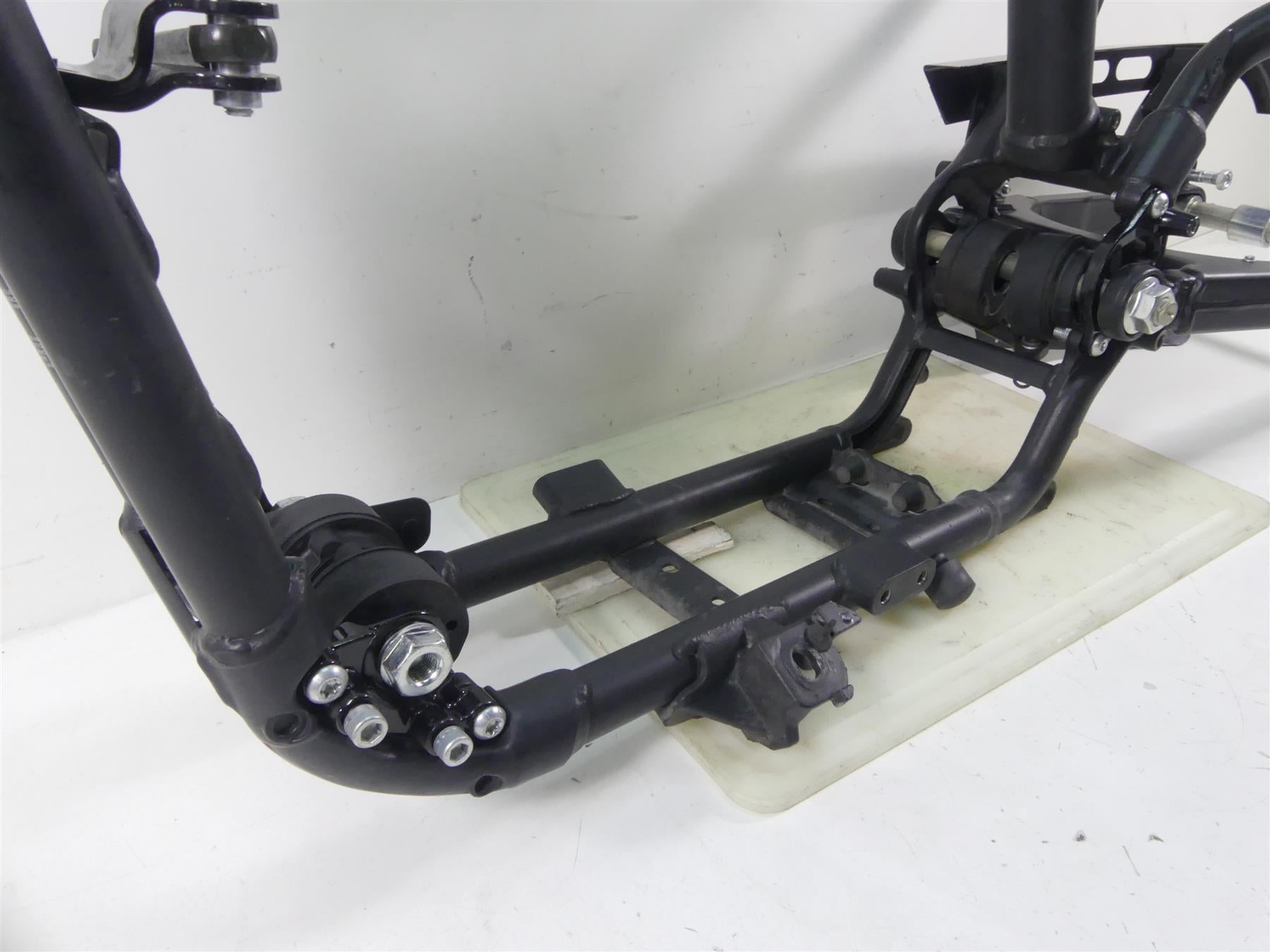 2020 Harley XL1200 CX Sportster Roadster Main Frame Chassis & Swingarm Salvage Arkansas Title 47000114 {{ shop.shopifyCountryName }} - Mototech271