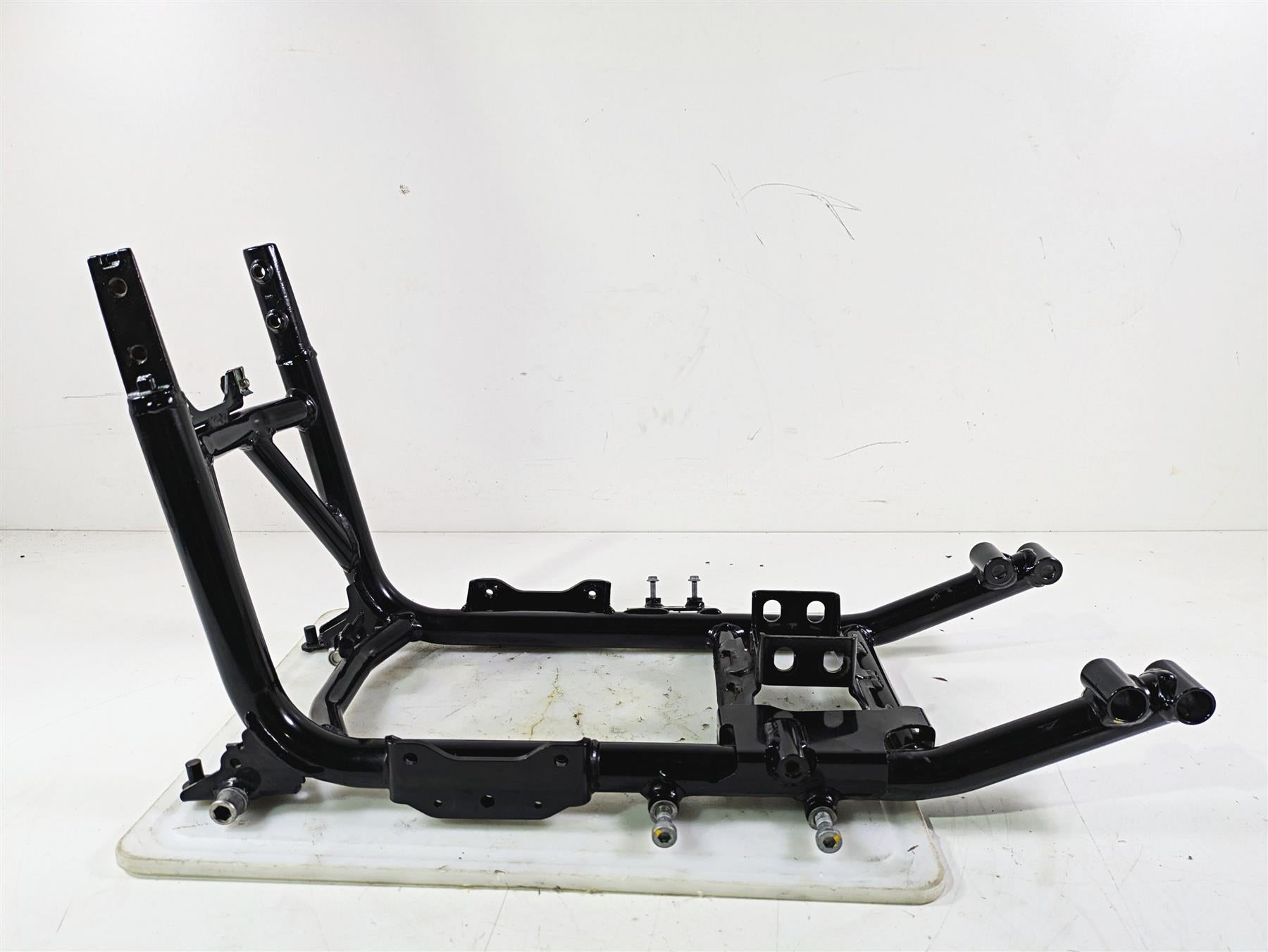 2014 Moto Guzzi California 1400 Touring Lower Frame Rail Section 886837 {{ shop.shopifyCountryName }} - Mototech271