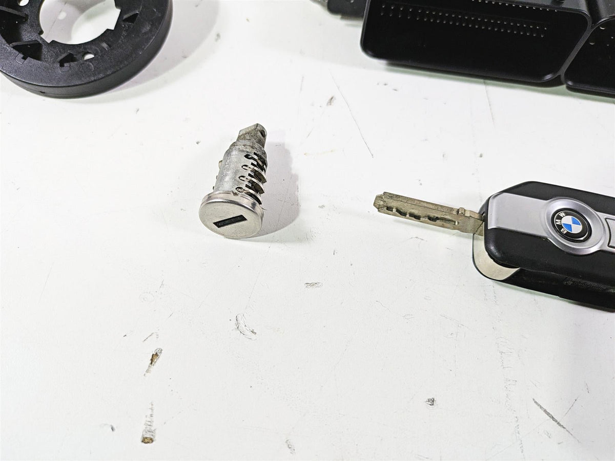 2016 BMW R1200GS GSW K50 Cdi Ecm Ignition Handsfree Switch Key Lock Set 8552934 {{ shop.shopifyCountryName }} - Mototech271