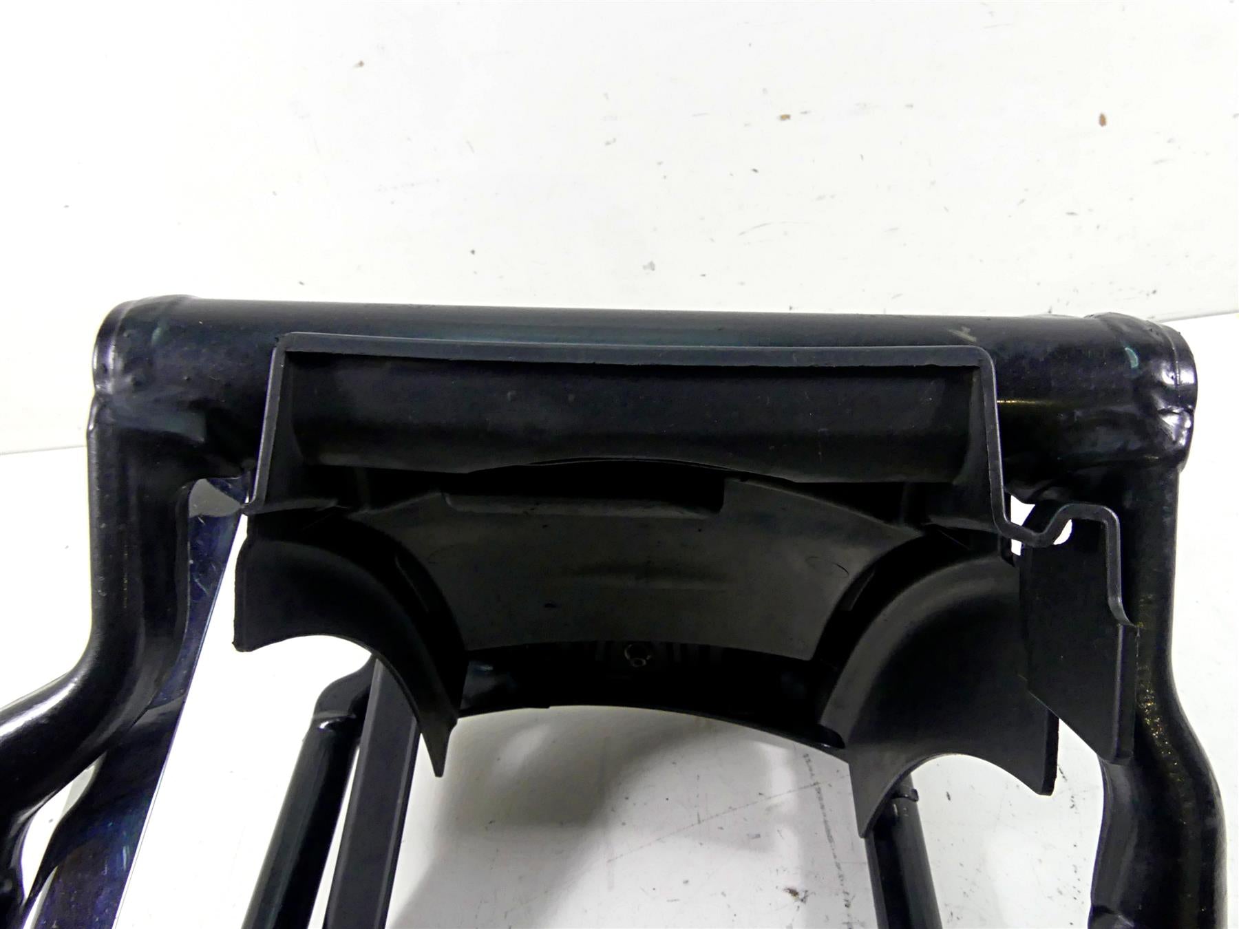 2011 Harley Softail FLSTF Fat Boy Rear Swing Arm Swing Arm & Axle 47573-11BHP {{ shop.shopifyCountryName }} - Mototech271