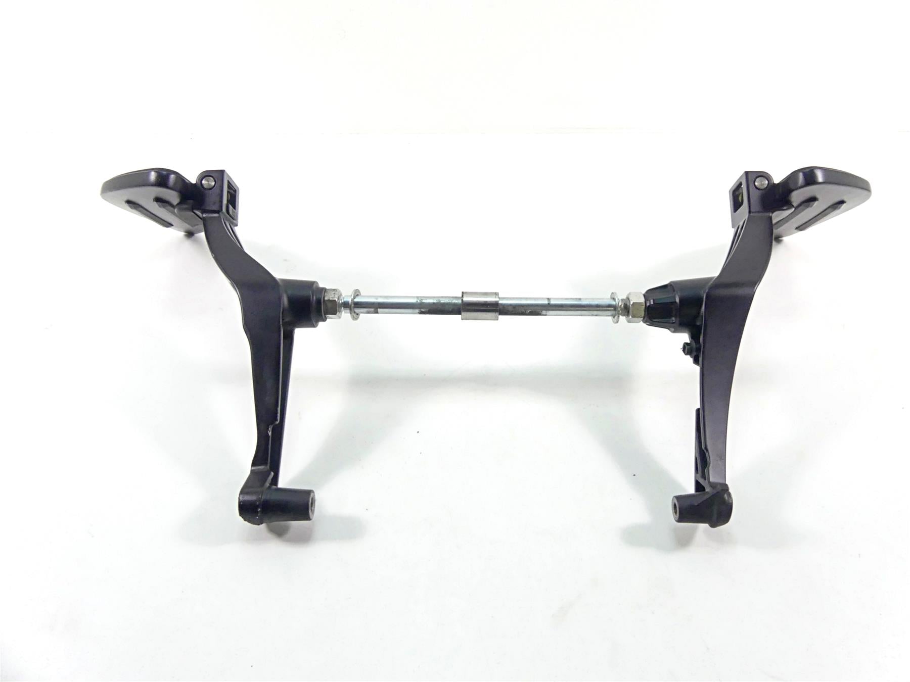 2011 Victory Cross Country Rear Passenger Footpeg Set - Read 5136384 5136382
