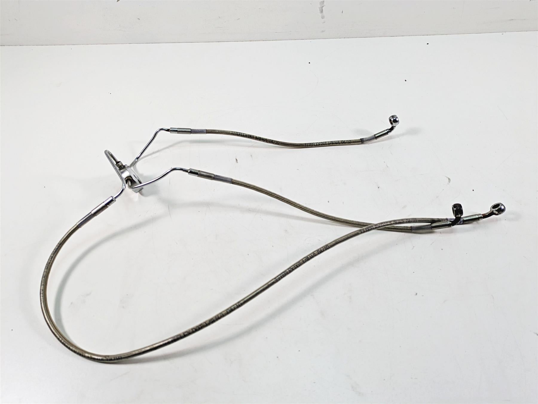 2006 Harley Touring FLHXI Street Glide 16 1/2" Ape Hanger Front Brake Line Set {{ shop.shopifyCountryName }} - Mototech271