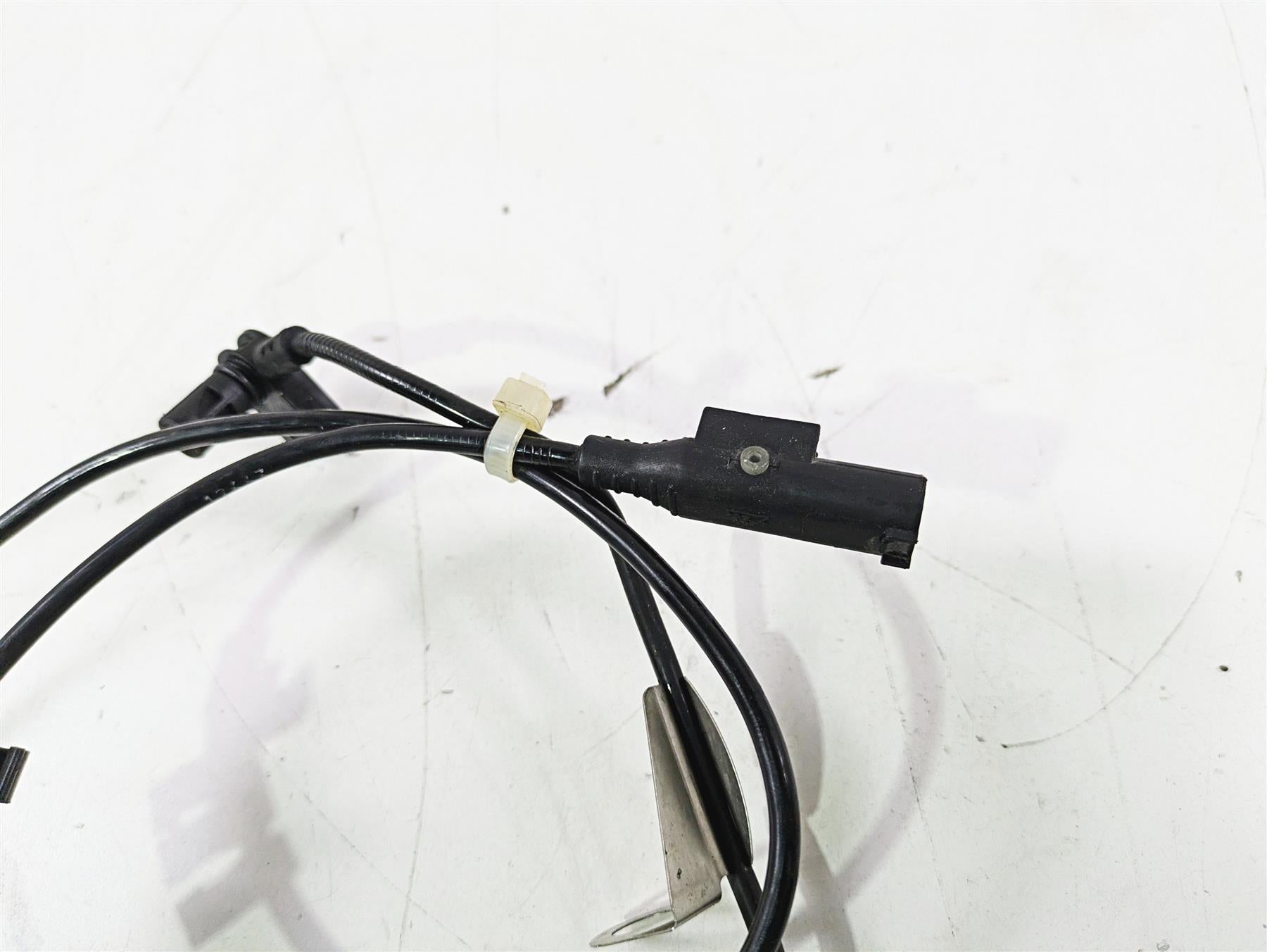 2016 BMW R1200RS K54 Front Wheel Speed Abs Brake Sensor 34528551611 {{ shop.shopifyCountryName }} - Mototech271