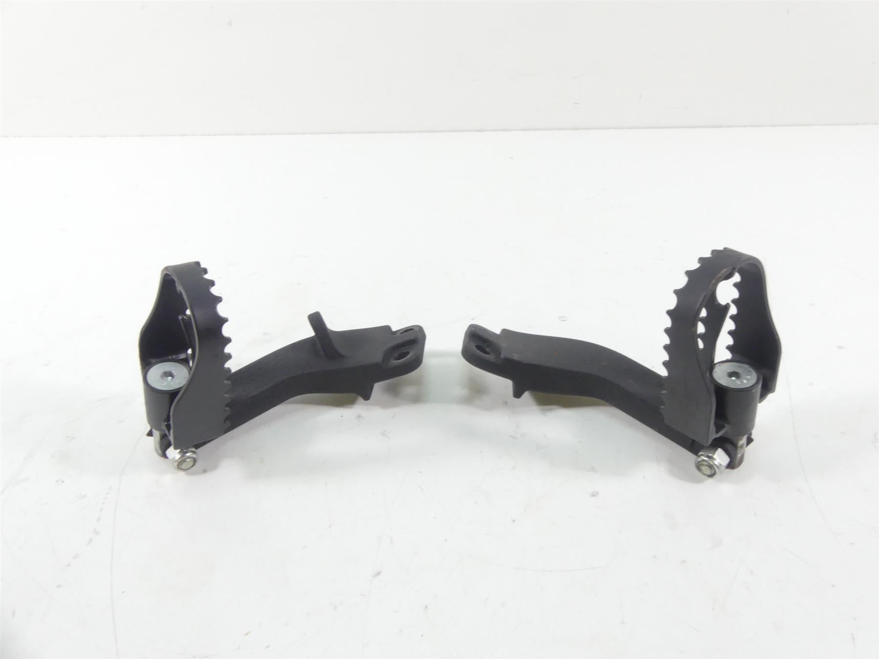 2016 Harley FXDLS Dyna Low Rider Rear Passenger Footpeg Foot Peg Set 49224-06A {{ shop.shopifyCountryName }} - Mototech271