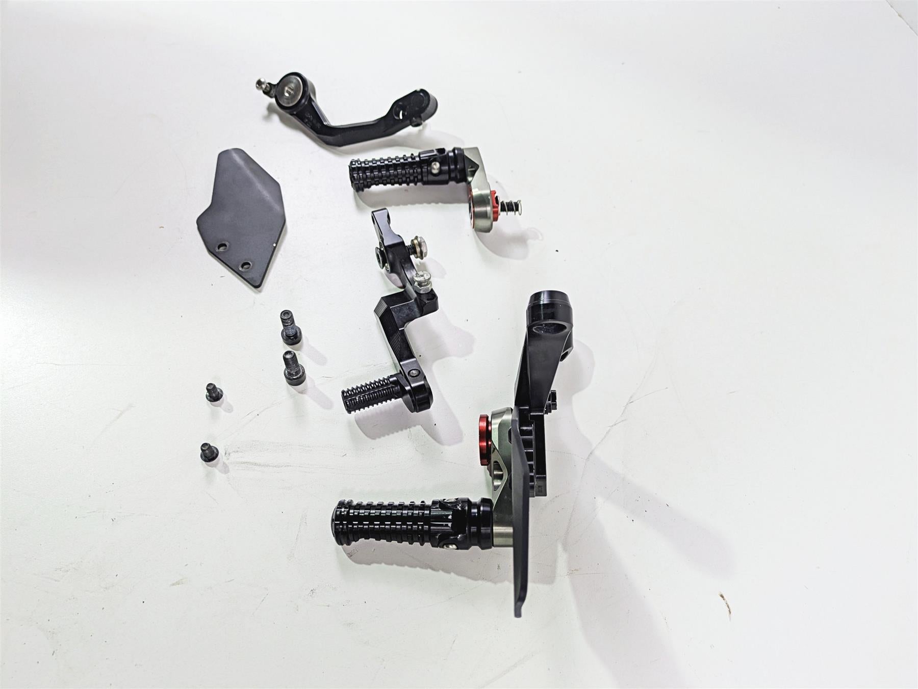2022 Ducati Streetfighter V2 Gilles Tooling Adjustable Rearset Parts MUE2-D03-B {{ shop.shopifyCountryName }} - Mototech271