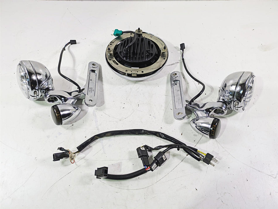 2007 Harley Touring FLHTCU SE CVO E-Glide Led Headlight Spot Light Set 69560-06 {{ shop.shopifyCountryName }} - Mototech271