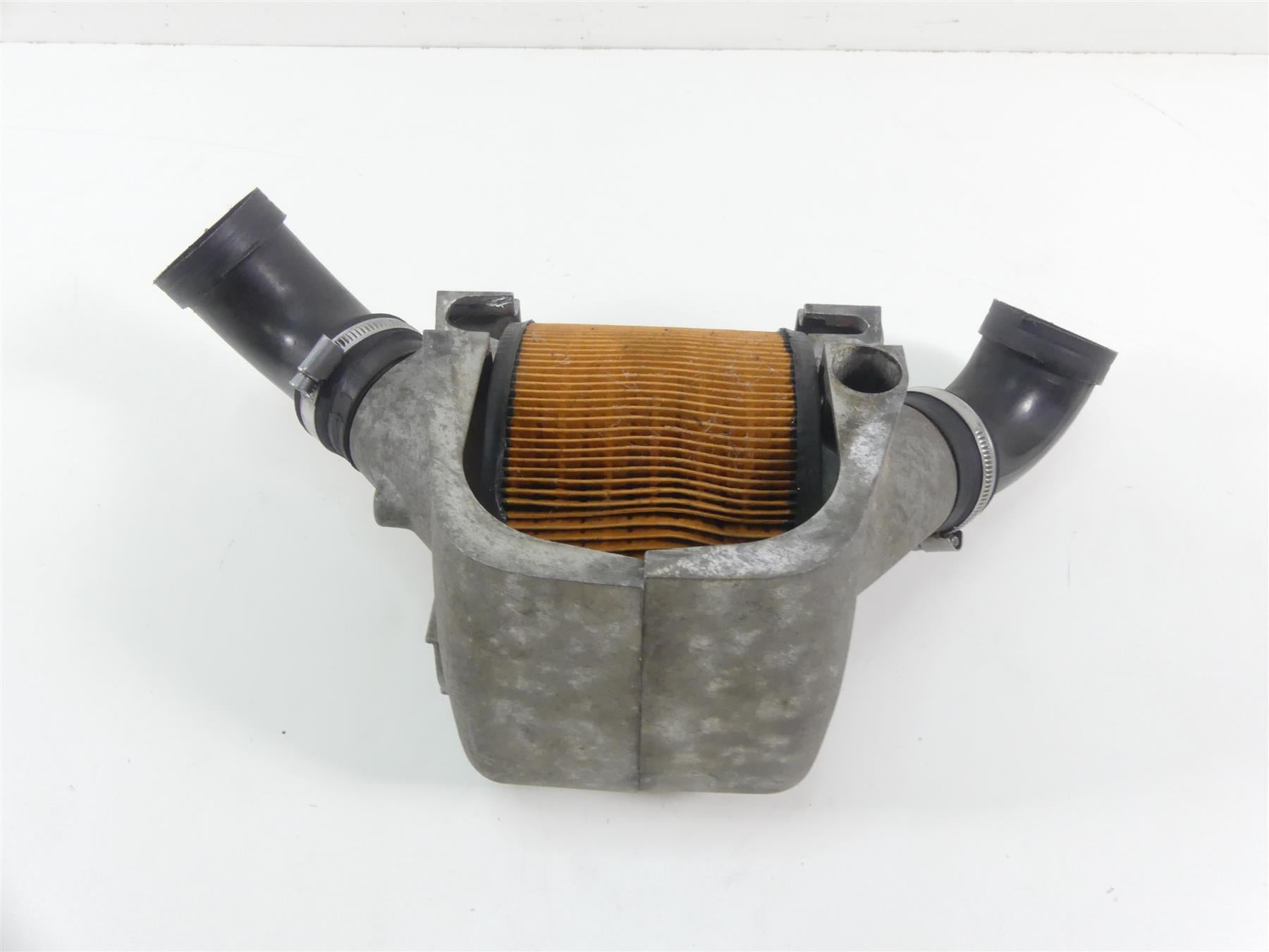 1978 BMW R100 S (2474) Air Box Cover Housing Tubes Intake Set 1253719 1253722 {{ shop.shopifyCountryName }} - Mototech271