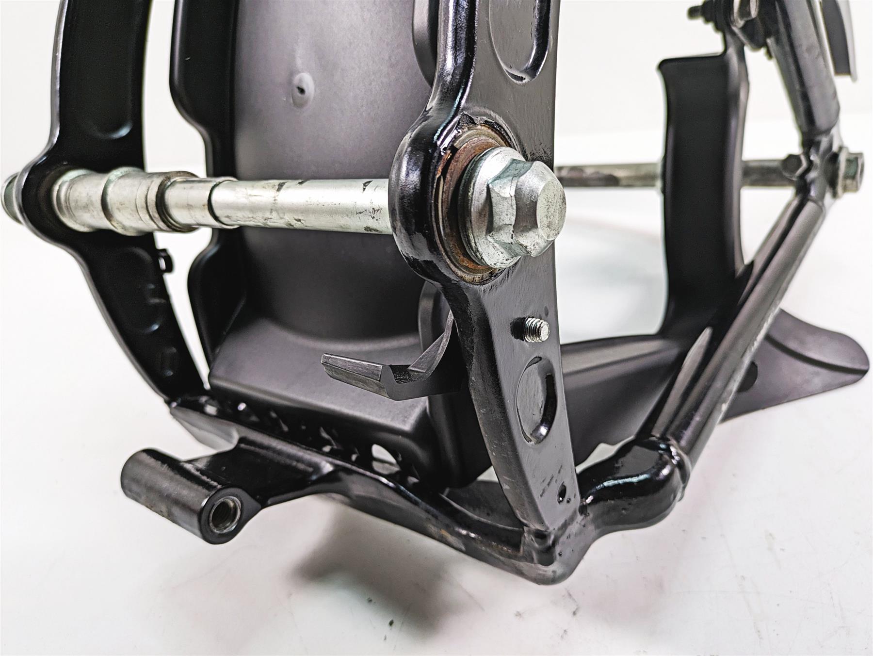 2009 Harley Softail FLSTSB Cross Bones Rear Swing Arm Swingarm 25mm 47573-11BHP {{ shop.shopifyCountryName }} - Mototech271