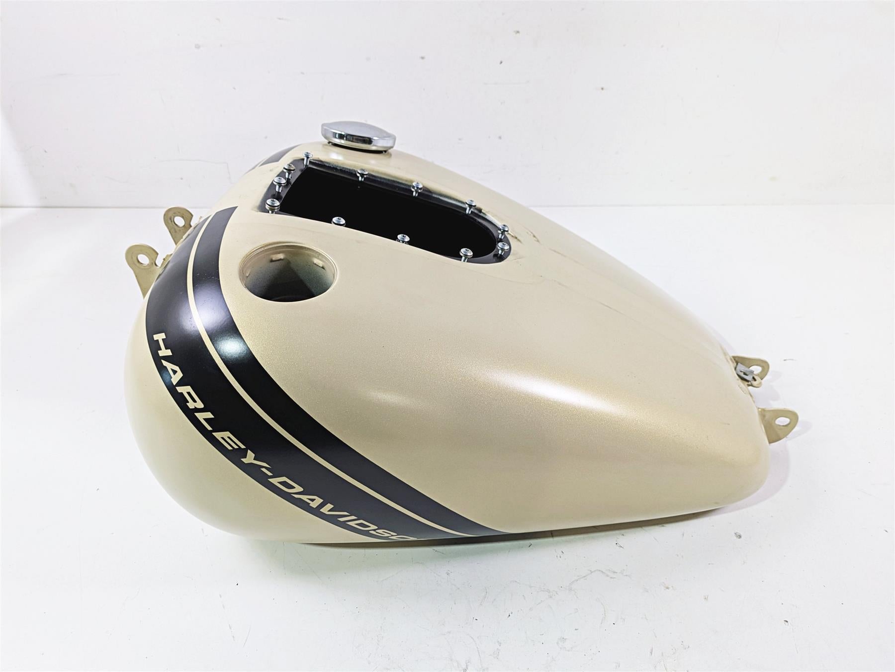 2015 Harley FXDF Dyna Fat Bob Fuel Gas Petrol Tank - Sand Cammo Denim 61000705 {{ shop.shopifyCountryName }} - Mototech271