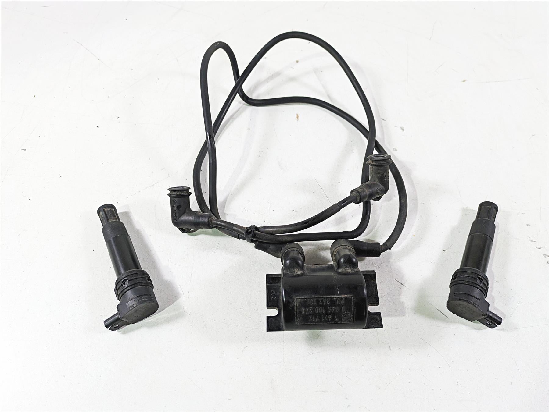 2004 BMW R1150GS R21 Twin Spark Ignition Coil Set 12137671712 12137715853 | Mototech271