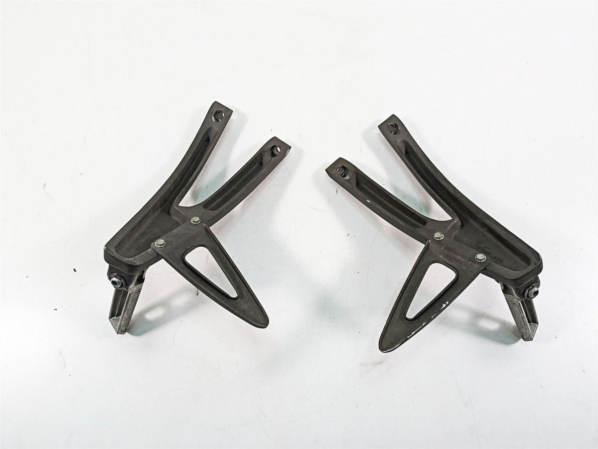 2008 Buell 1125 R Passenger Footpeg Foot Peg Set N0055.2ADCP N0054.2ADCP {{ shop.shopifyCountryName }} - Mototech271