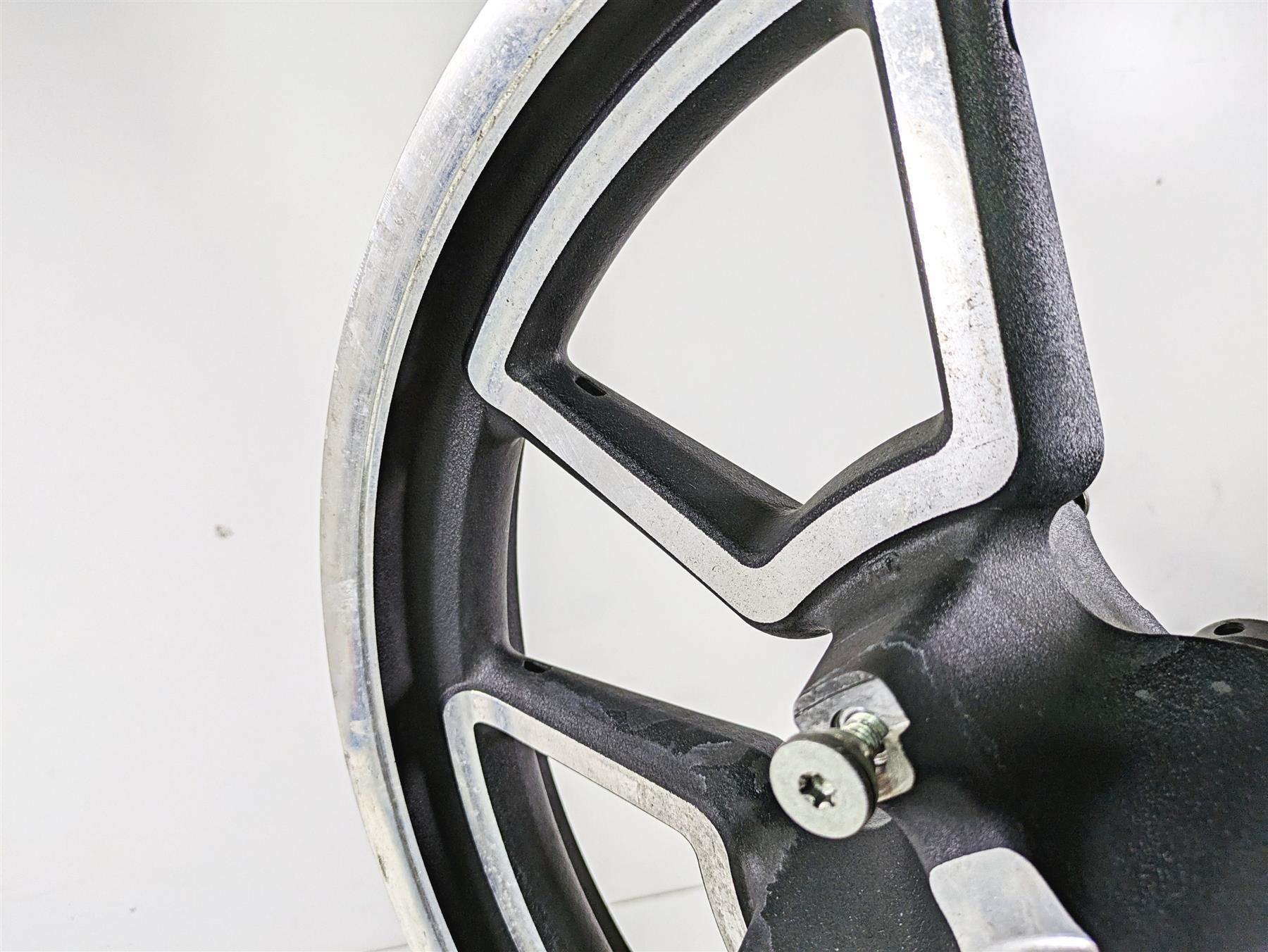 2014 Harley FXDL Dyna Low Rider Straight 19x2.5 Front Wheel Rim Cast 43300280 {{ shop.shopifyCountryName }} - Mototech271