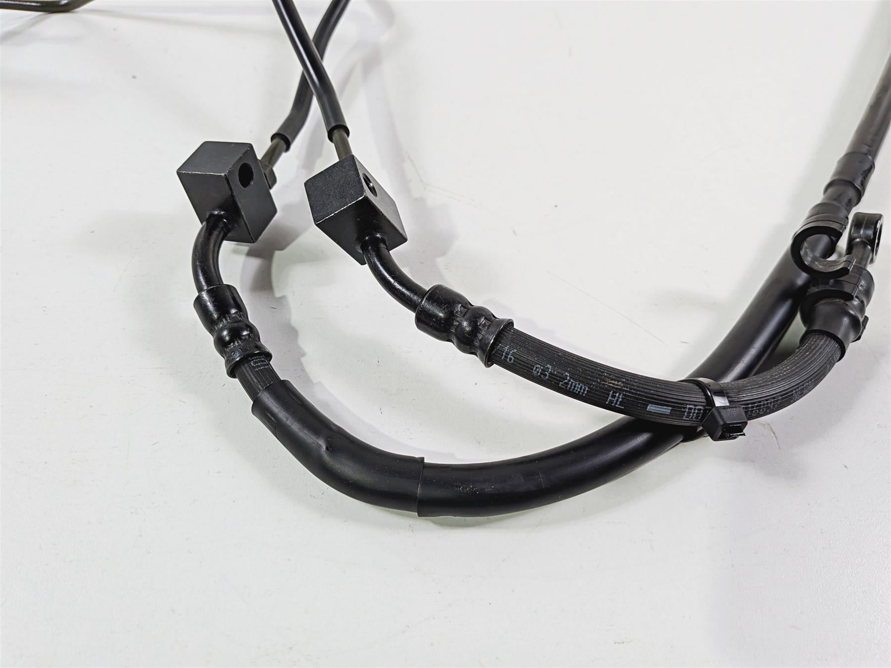 2016 Yamaha YZF R1 RN32 Abs Rear Brake Line Set 2CR-2581J-00-00 2CR-2581K-00-00 {{ shop.shopifyCountryName }} - Mototech271