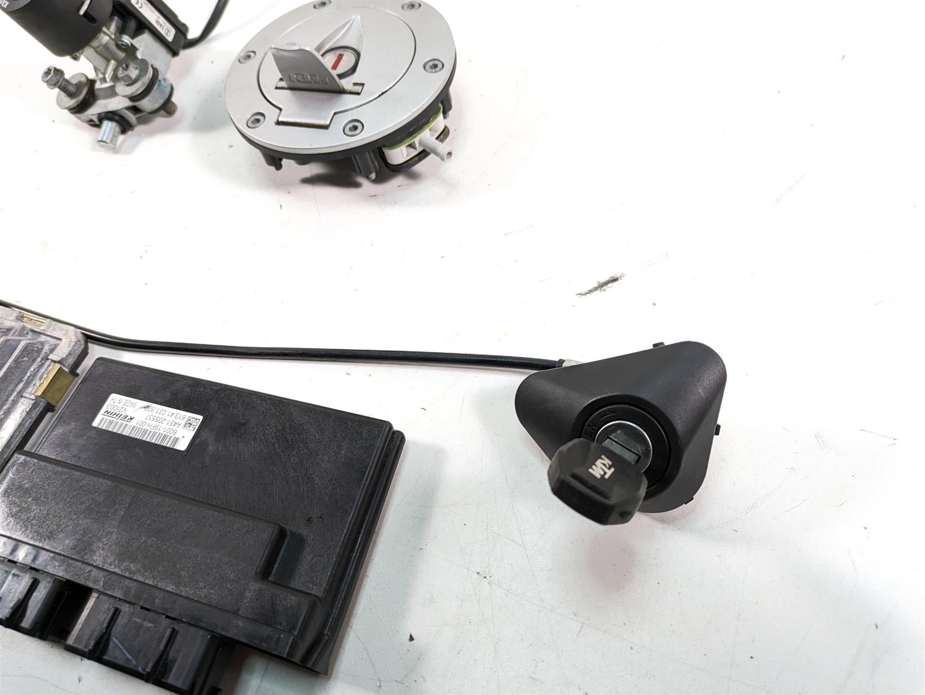 2018 KTM 1090 Adventure R Cdi Ecm Ecu Ignition Switch Key Lock Set 60311066100 {{ shop.shopifyCountryName }} - Mototech271