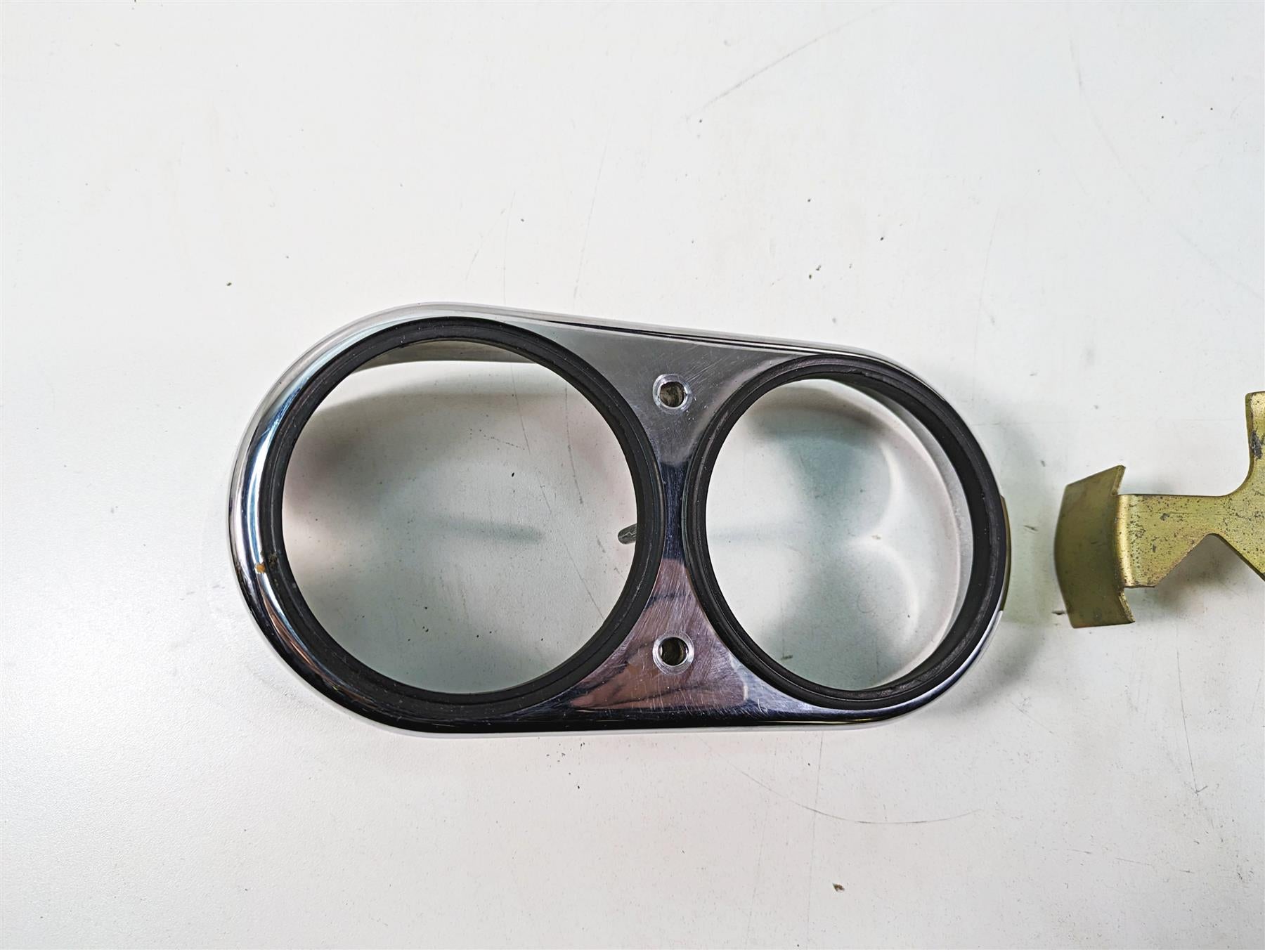 2000 Harley Dyna FXDL Low Rider Chrome Gauges Speedo Tacho Housing 67185-95 {{ shop.shopifyCountryName }} - Mototech271